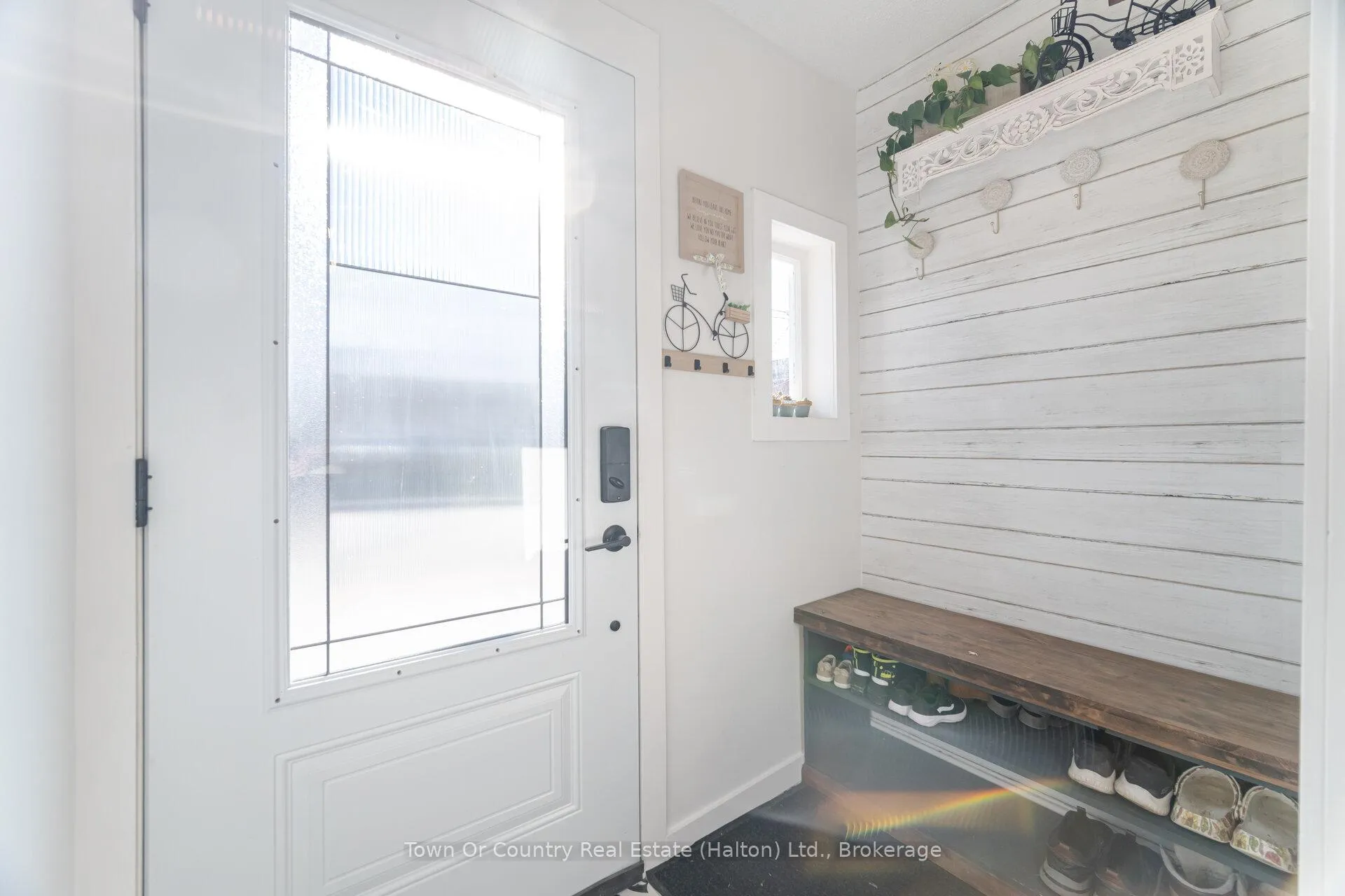 Photo 10 of 23 Prince Street, St. Catharines, E. Chester — HOMEH