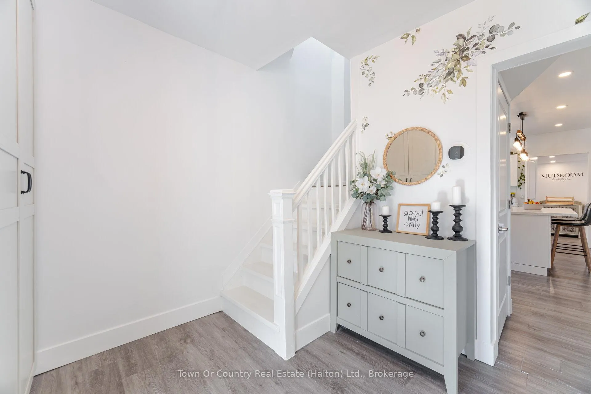 Photo 12 of 23 Prince Street, St. Catharines, E. Chester — HOMEH