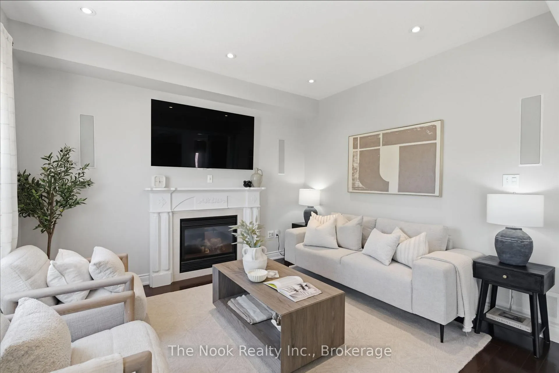 Photo 20 of 385 Longworth Avenue, Clarington, Bowmanville — HOMEH