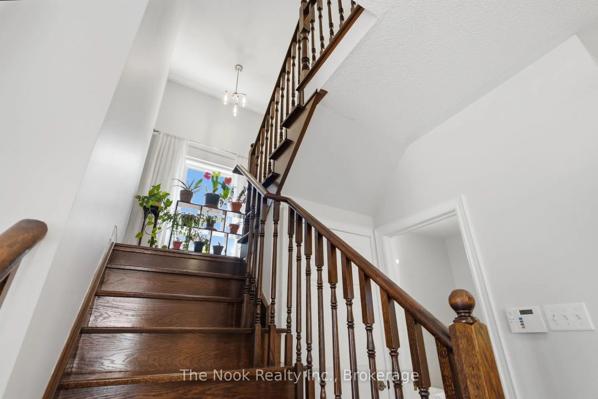 Photo 25 of 385 Longworth Avenue, Clarington, Bowmanville — HOMEH
