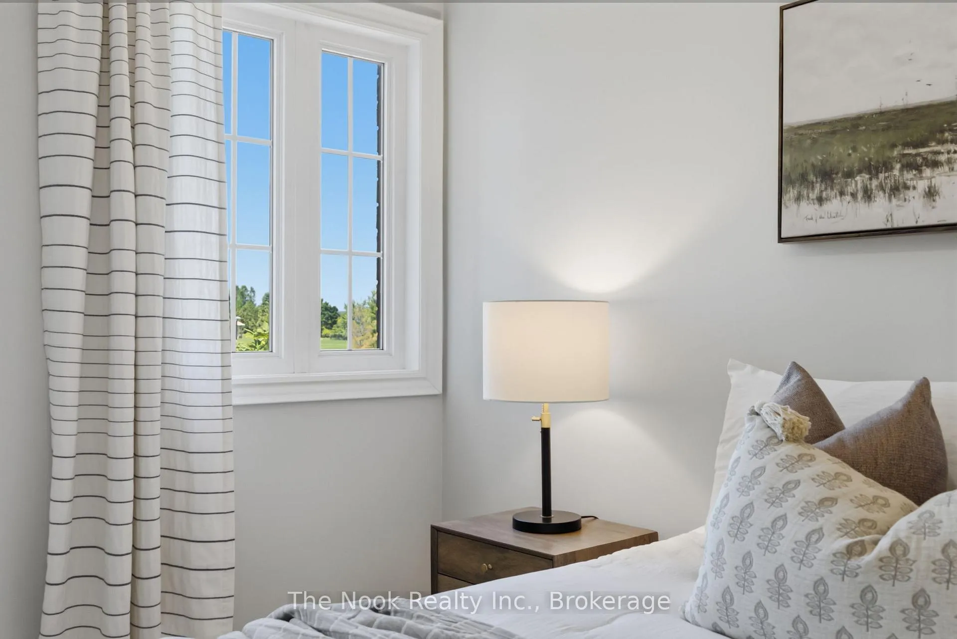 Photo 32 of 385 Longworth Avenue, Clarington, Bowmanville — HOMEH