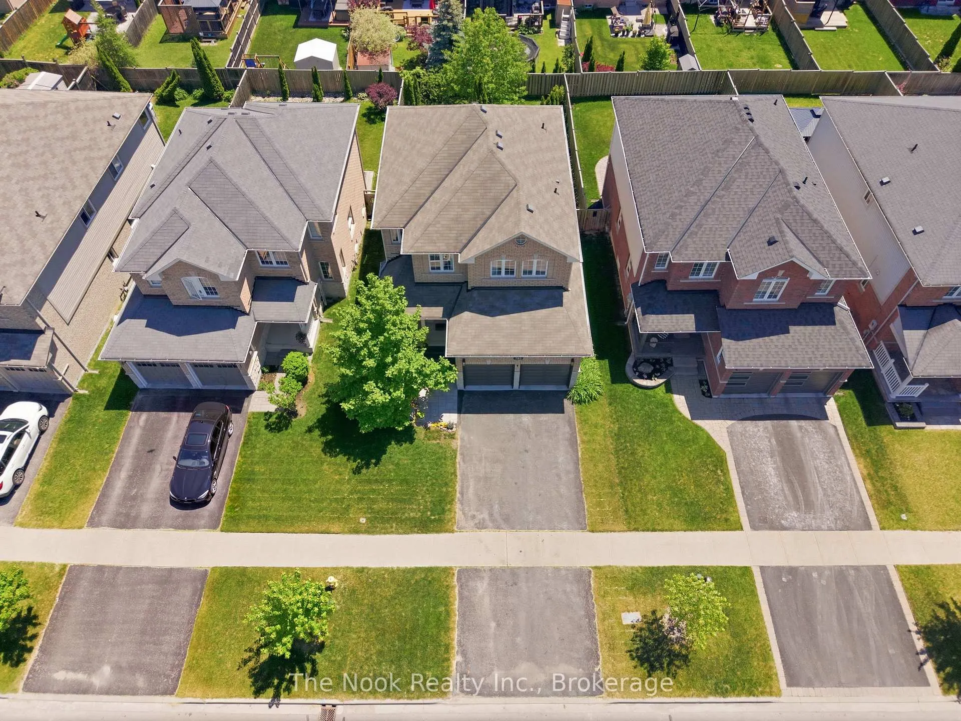 Photo 47 of 385 Longworth Avenue, Clarington, Bowmanville — HOMEH