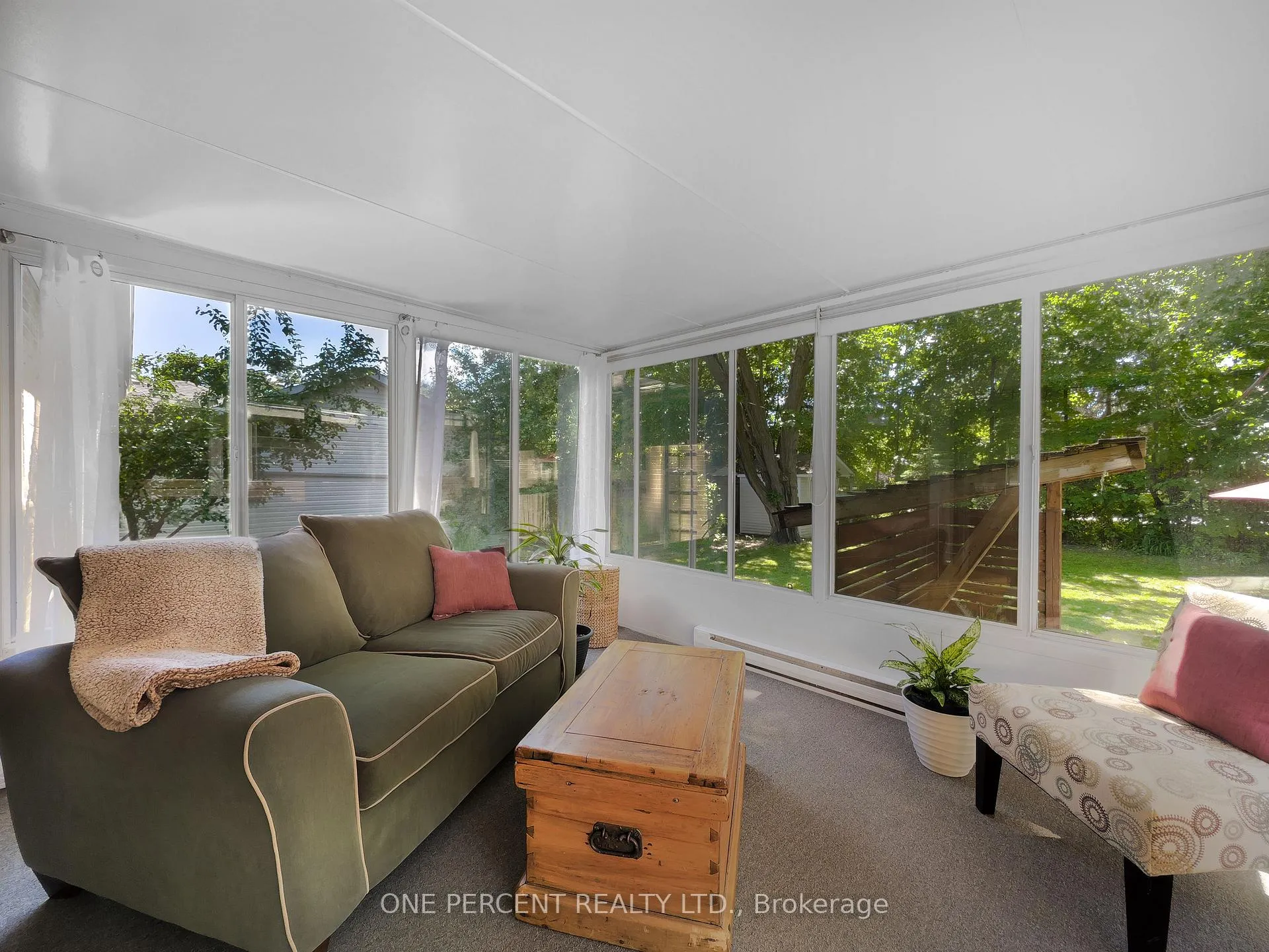 Photo 13 of 22 Bradgate Road, Belleville, Belleville Ward — HOMEH