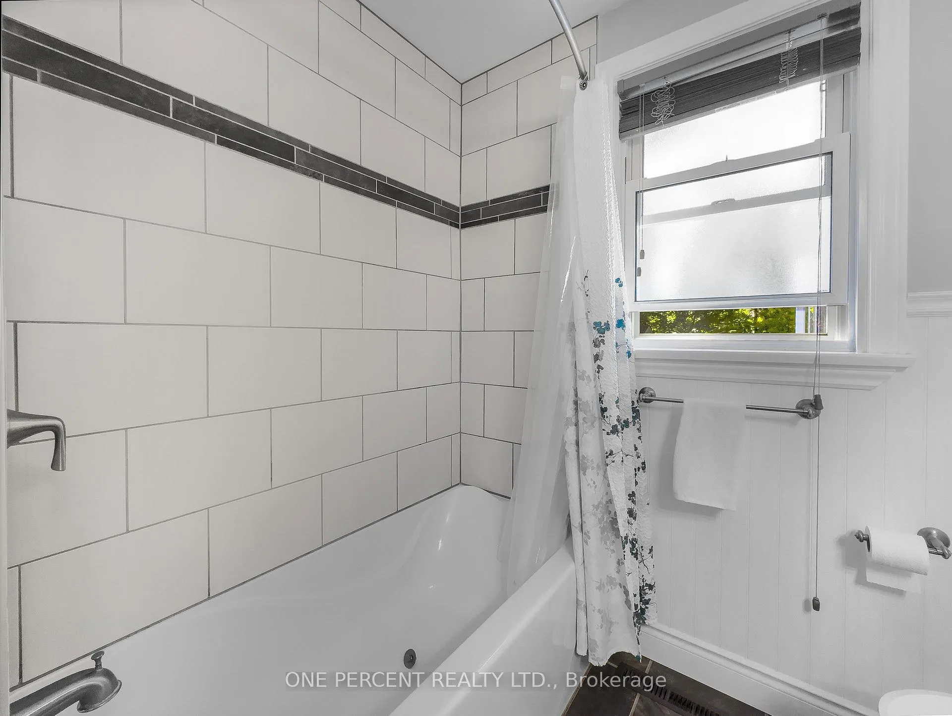Photo 17 of 22 Bradgate Road, Belleville, Belleville Ward — HOMEH
