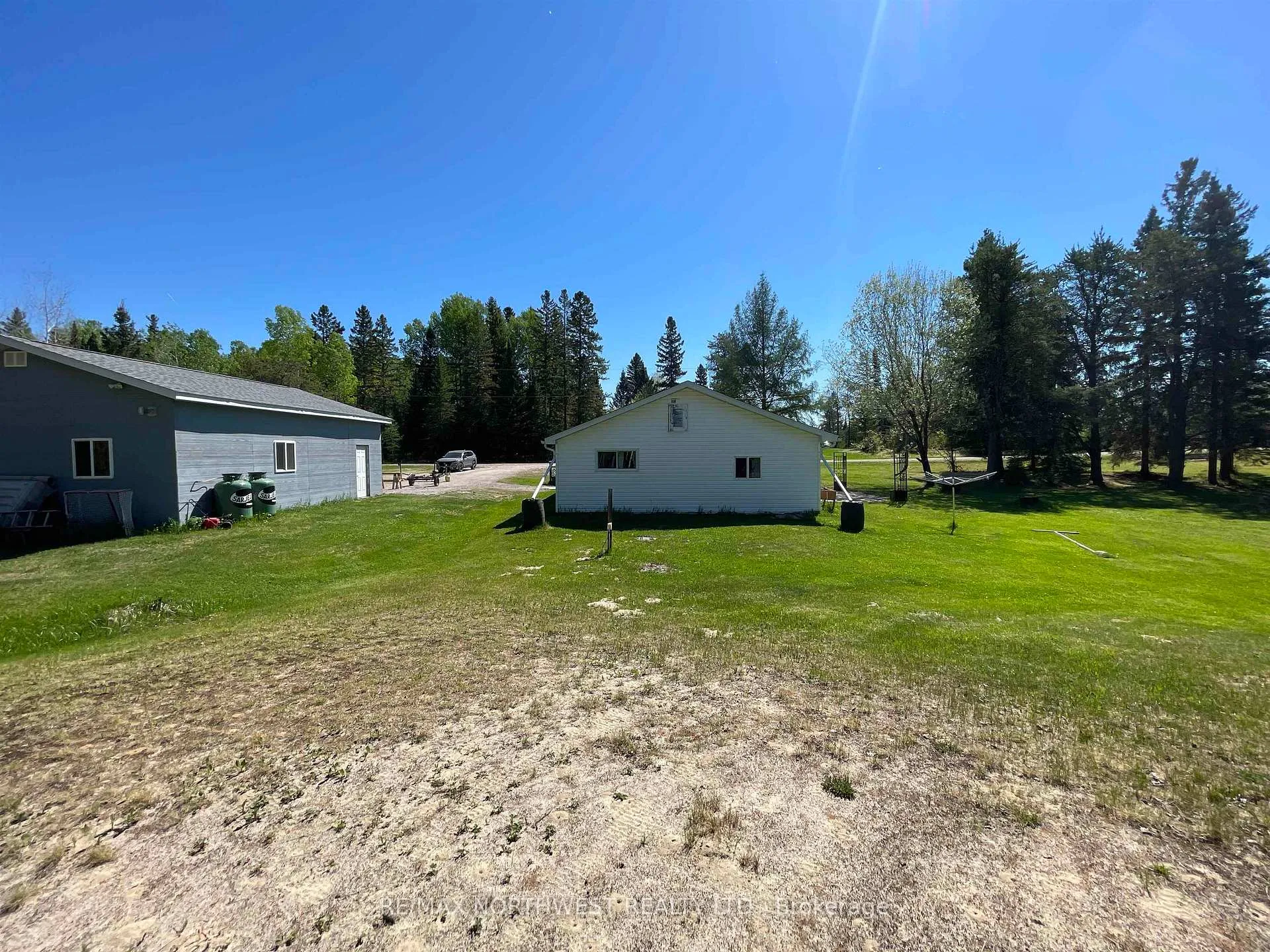 Photo 15 of 582 Henderson Loop Road, Kenora Remote Area, Richan — HOMEH
