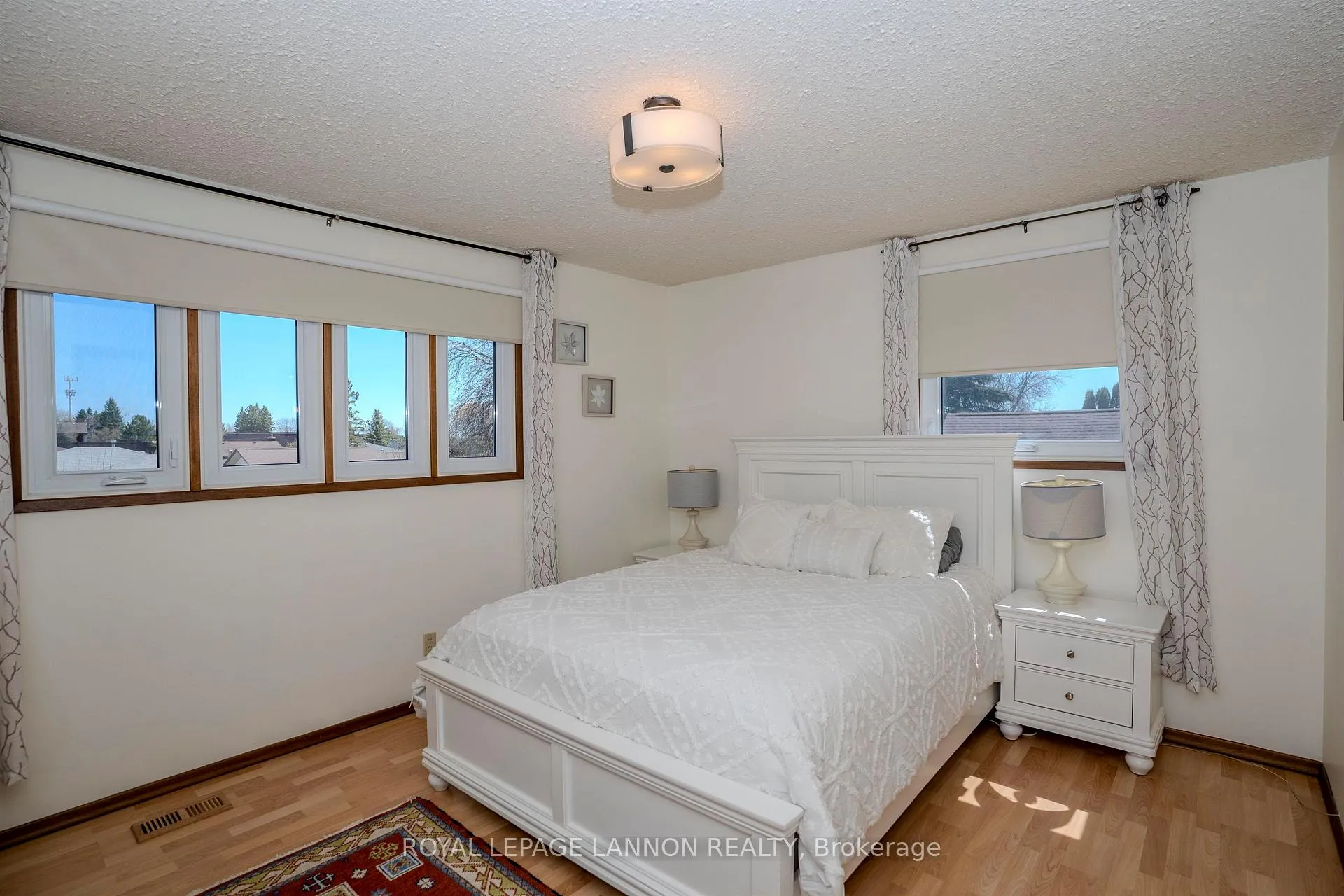 Photo 21 of 415 Chelsea Crescent, Thunder Bay, John Street North — HOMEH