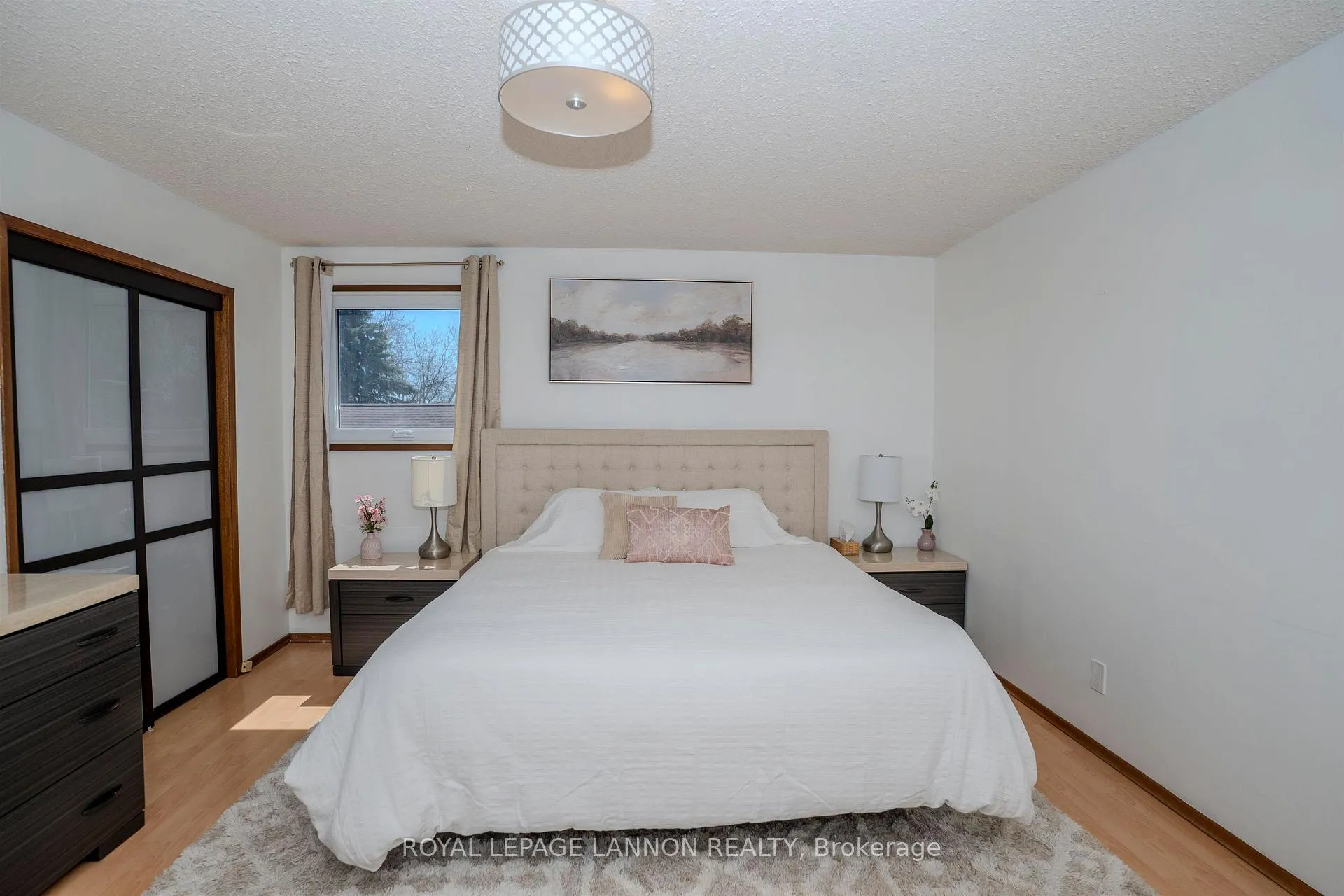 Photo 24 of 415 Chelsea Crescent, Thunder Bay, John Street North — HOMEH