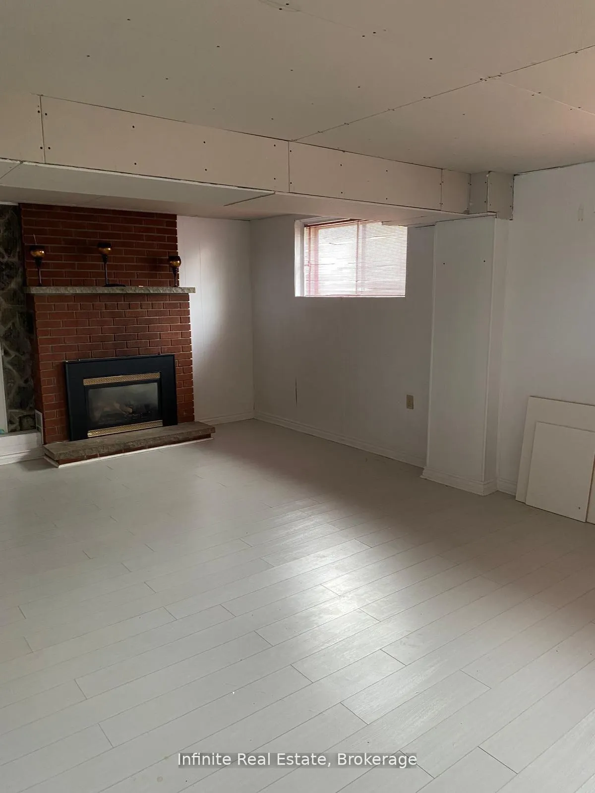Photo 16 of 122 Parkview Drive, Orangeville — HOMEH