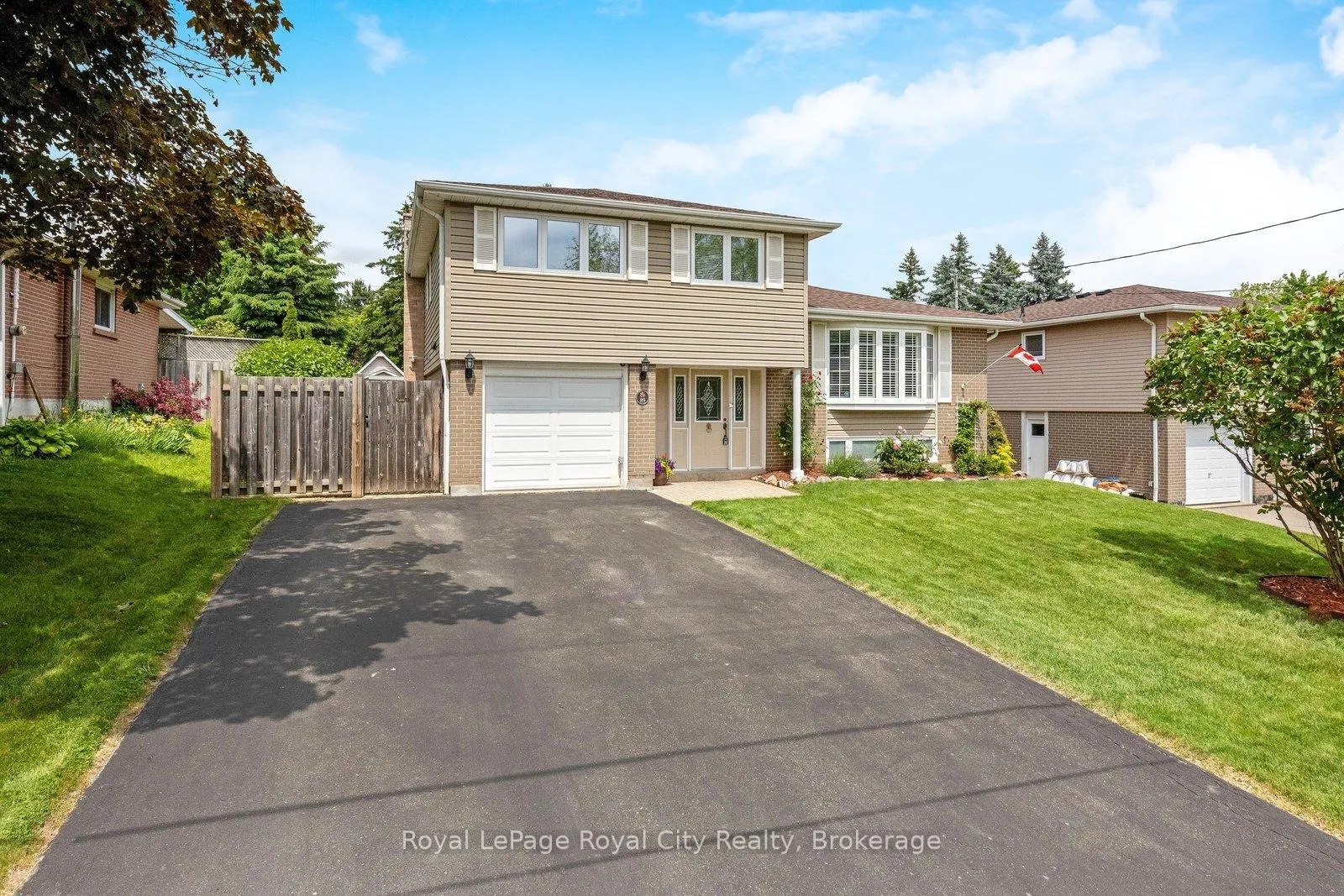 Photo 1 of 89 Joycelyn Crescent, Halton Hills, Georgetown — HOMEH