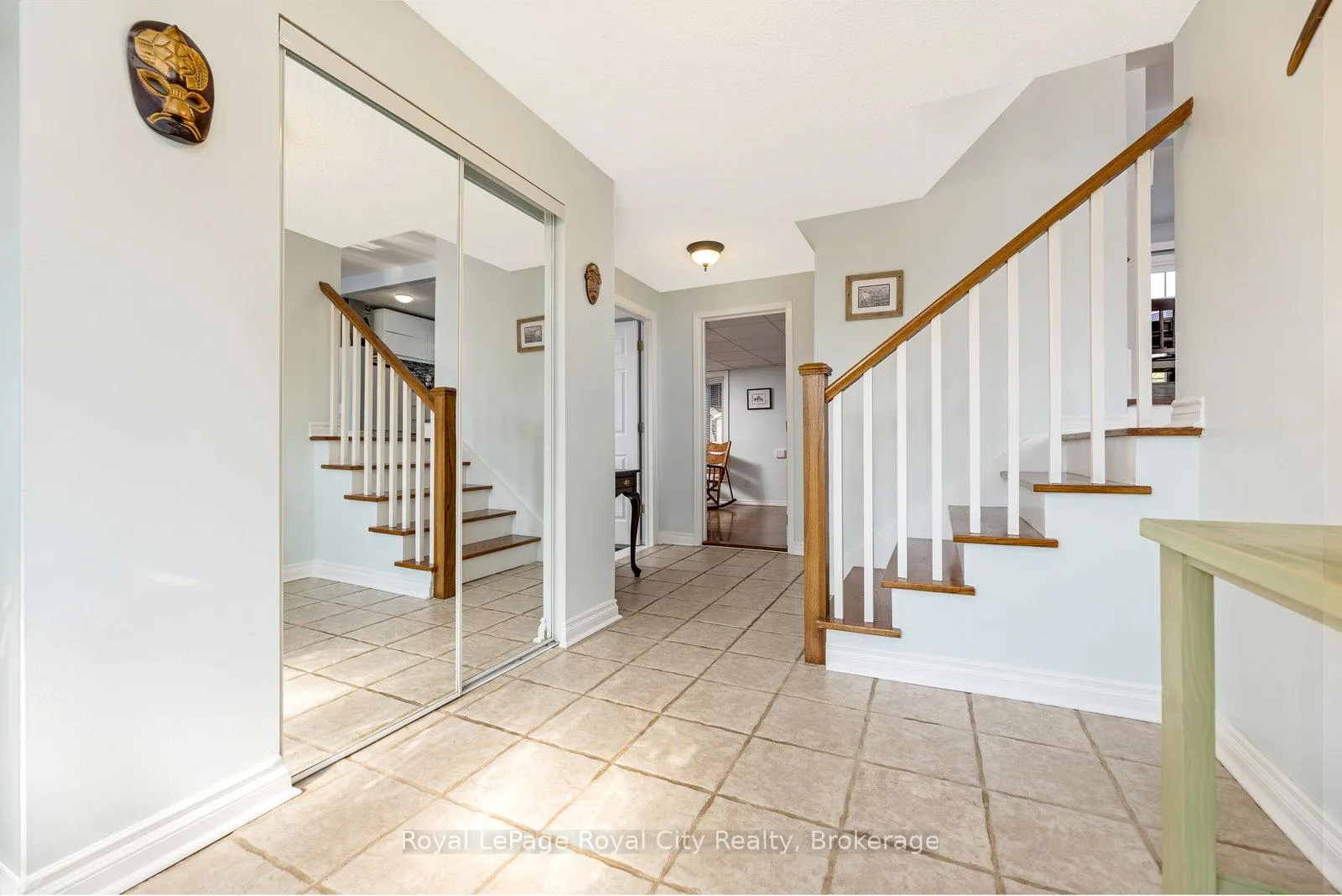 Photo 6 of 89 Joycelyn Crescent, Halton Hills, Georgetown — HOMEH