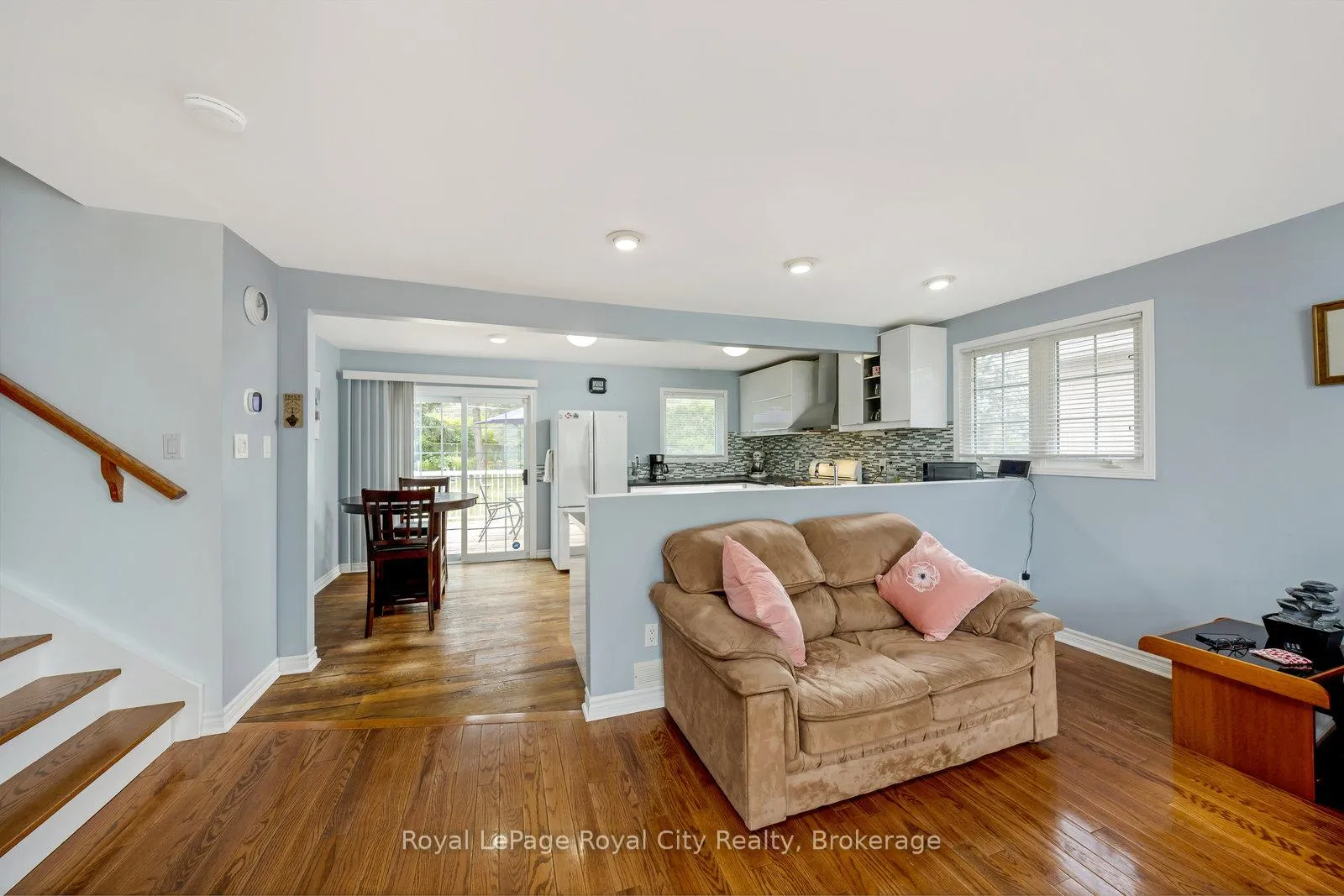 Photo 16 of 89 Joycelyn Crescent, Halton Hills, Georgetown — HOMEH