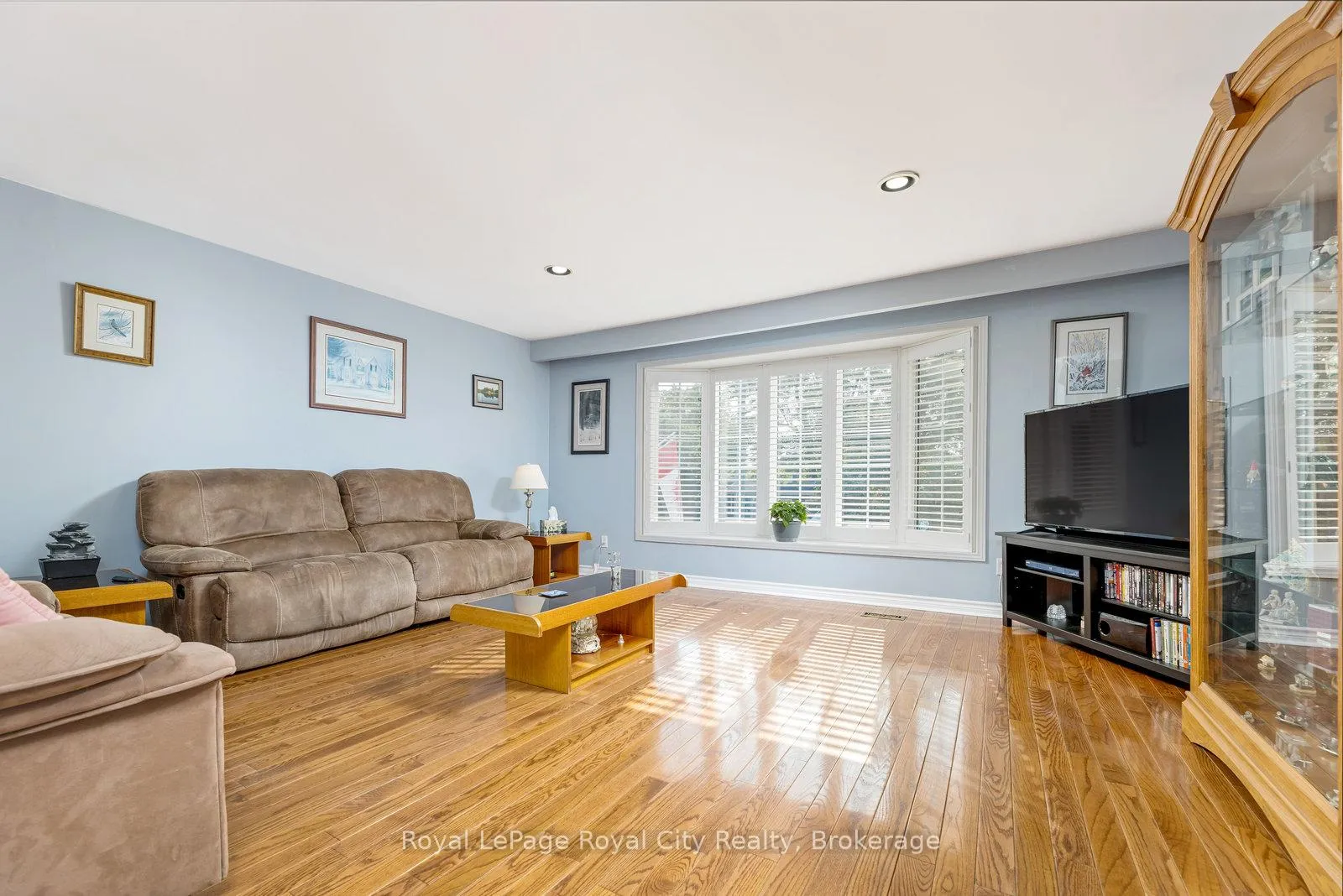 Photo 17 of 89 Joycelyn Crescent, Halton Hills, Georgetown — HOMEH