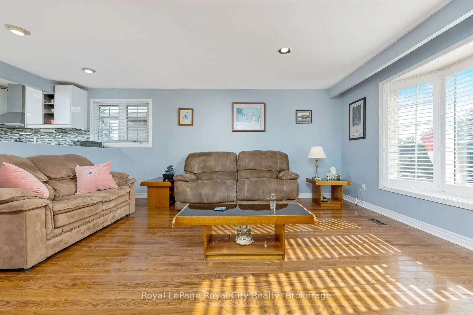 Photo 18 of 89 Joycelyn Crescent, Halton Hills, Georgetown — HOMEH