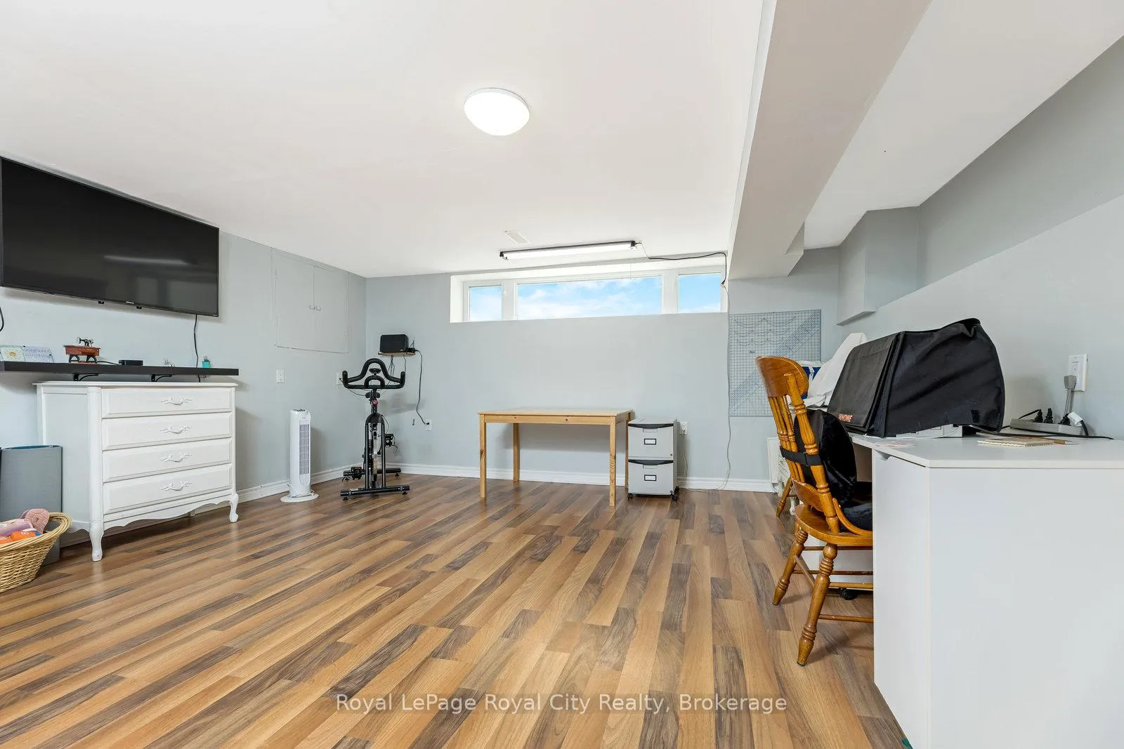 Photo 24 of 89 Joycelyn Crescent, Halton Hills, Georgetown — HOMEH