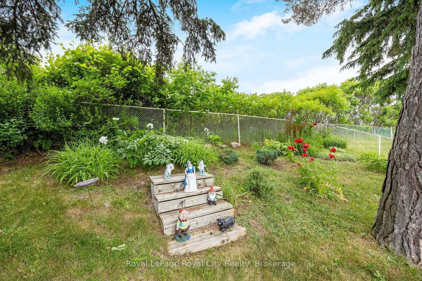 Photo 28 of 89 Joycelyn Crescent, Halton Hills, Georgetown — HOMEH