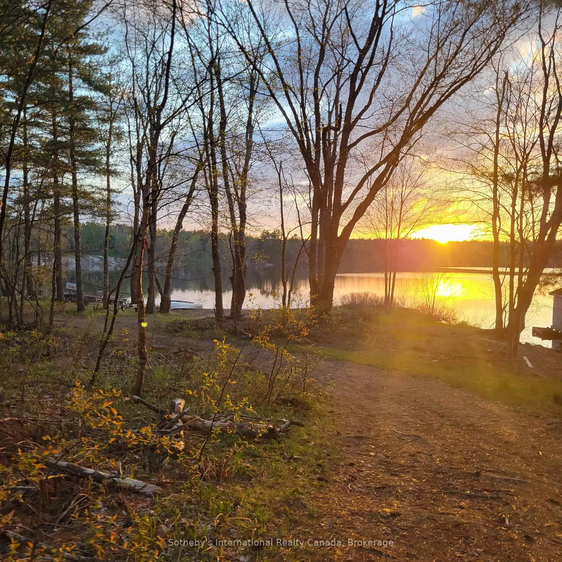 Photo 7 of 1083 Thomas Road, Gravenhurst, Ryde — HOMEH
