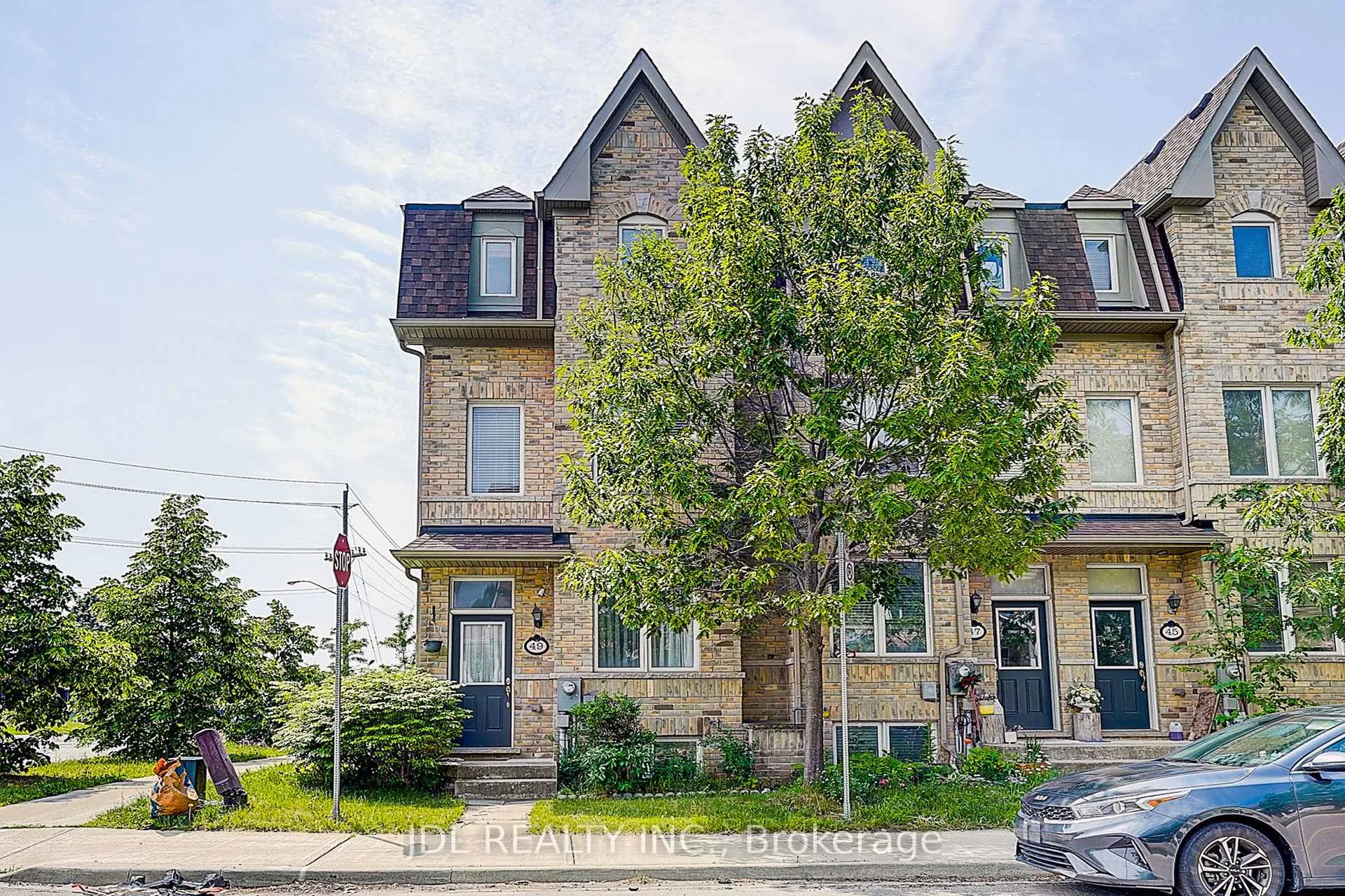 Photo 1 of 49 Kawneer Terrace, Scarborough, Dorset Park — HOMEH