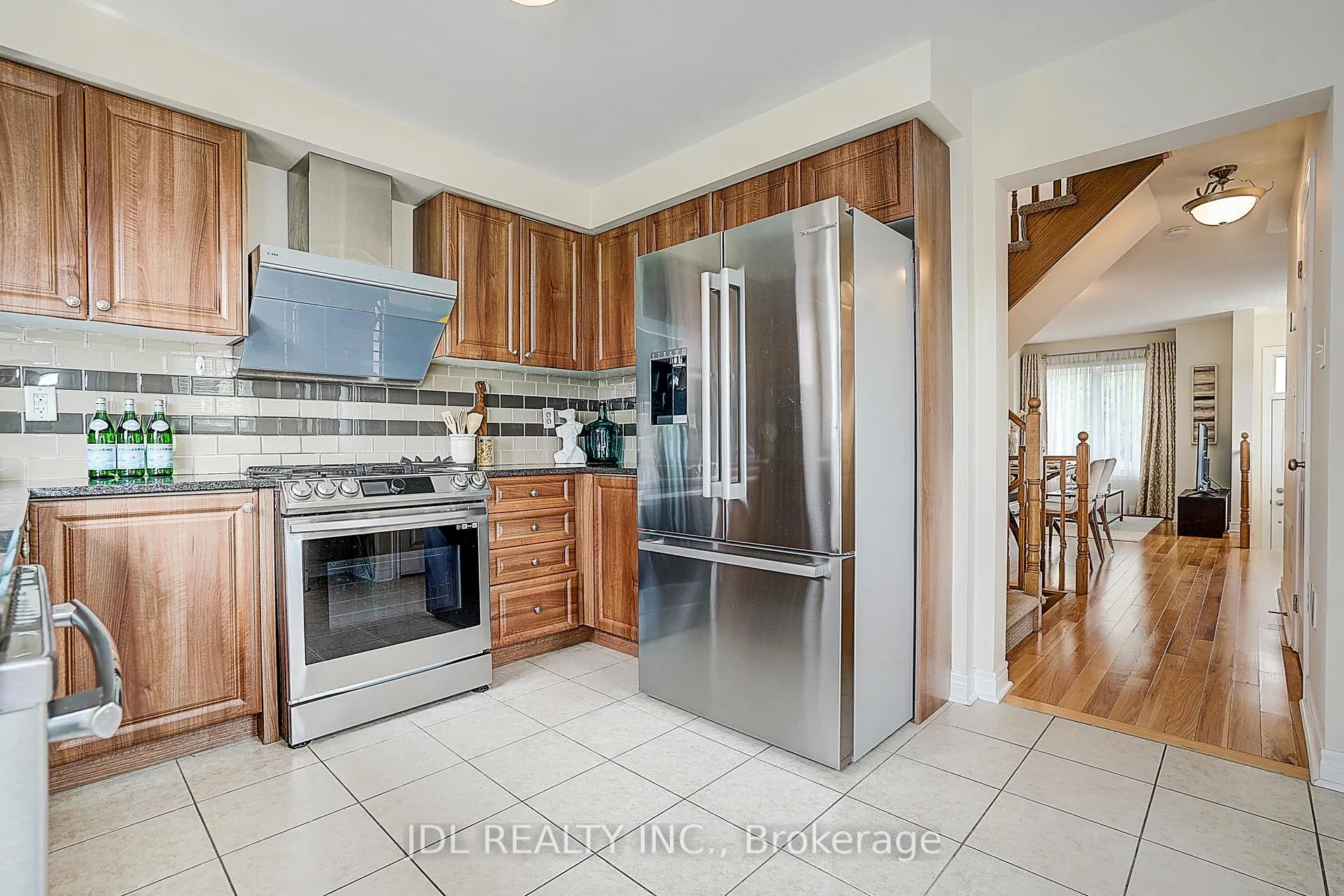 Photo 14 of 49 Kawneer Terrace, Scarborough, Dorset Park — HOMEH