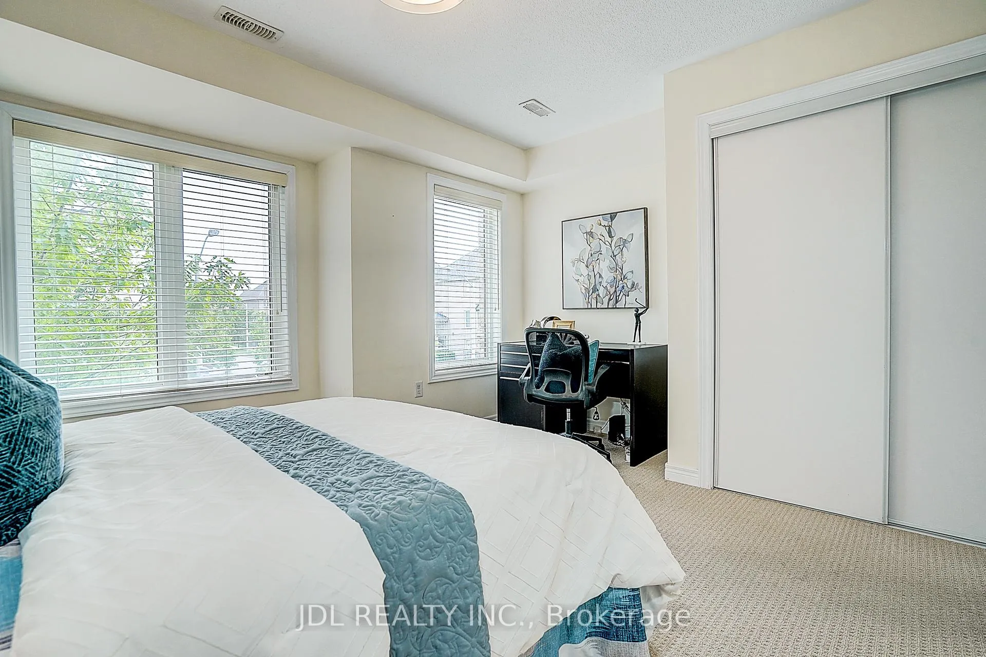 Photo 21 of 49 Kawneer Terrace, Scarborough, Dorset Park — HOMEH