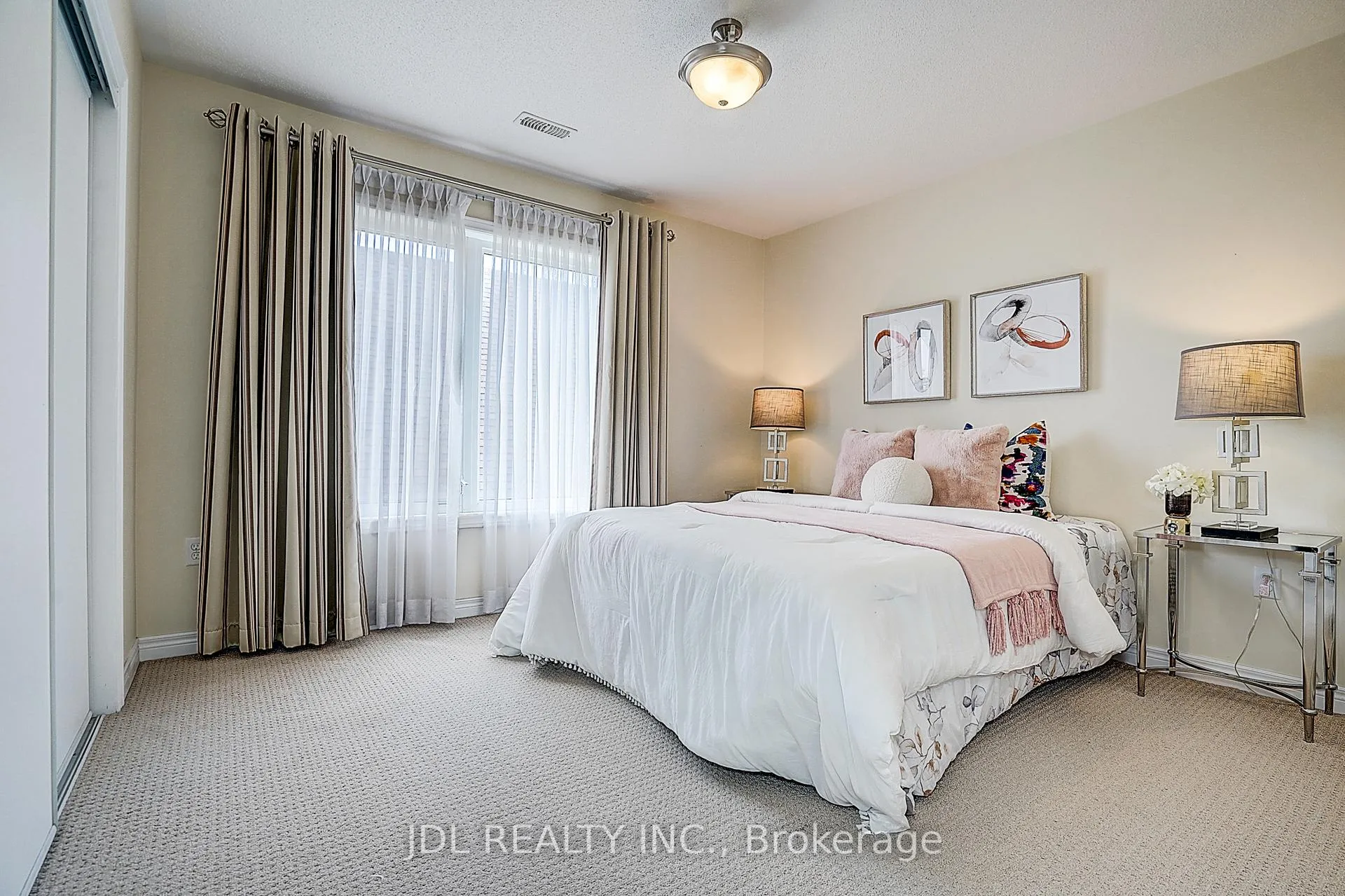 Photo 24 of 49 Kawneer Terrace, Scarborough, Dorset Park — HOMEH