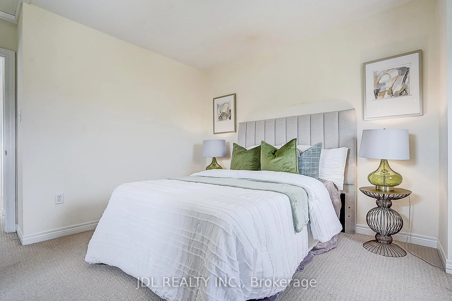 Photo 30 of 49 Kawneer Terrace, Scarborough, Dorset Park — HOMEH