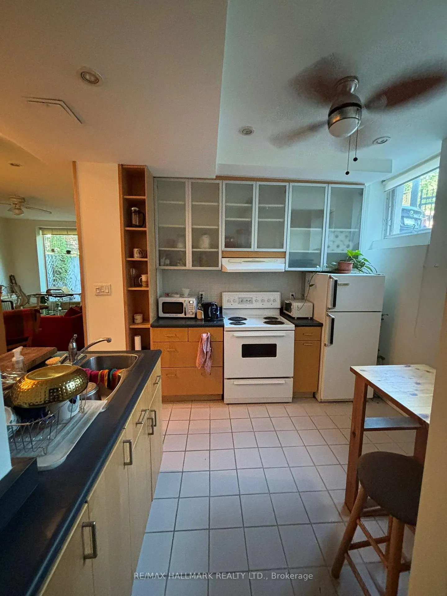 Photo 17 of Unit Lower, 321 Palmerston Boulevard, Toronto, Palmerston-Little Italy — HOMEH
