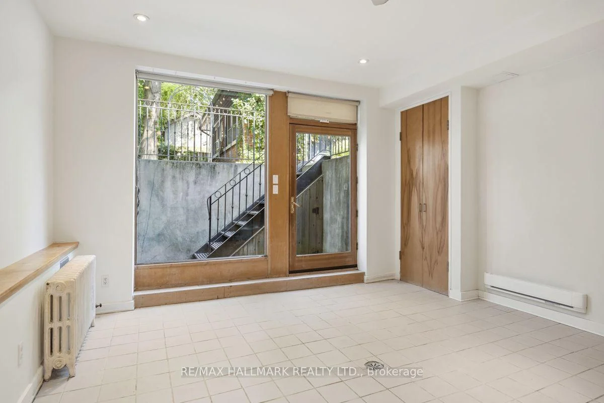 Photo 2 of Unit Lower, 321 Palmerston Boulevard, Toronto, Palmerston-Little Italy — HOMEH