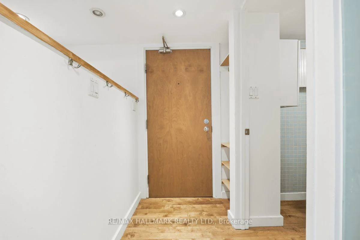 Photo 5 of Unit Lower, 321 Palmerston Boulevard, Toronto, Palmerston-Little Italy — HOMEH