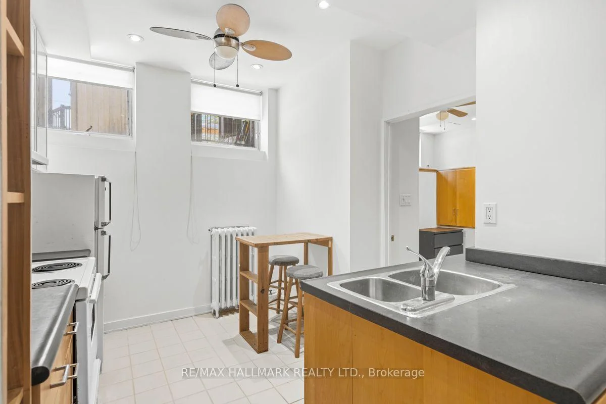 Photo 8 of Unit Lower, 321 Palmerston Boulevard, Toronto, Palmerston-Little Italy — HOMEH