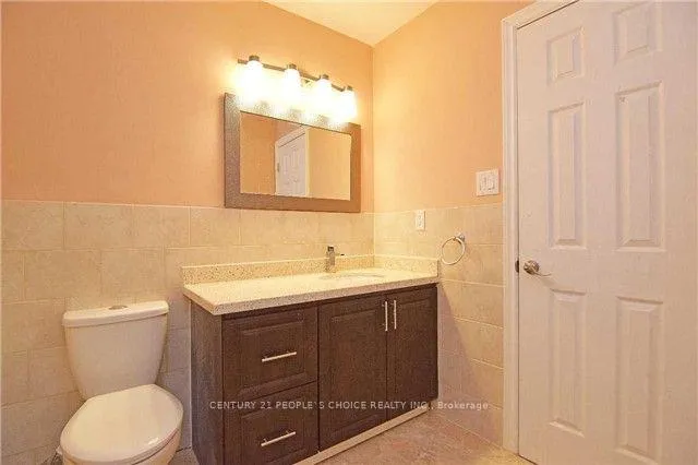 Photo 8 of 7288 Sigsbee Drive, Mississauga, Malton — HOMEH