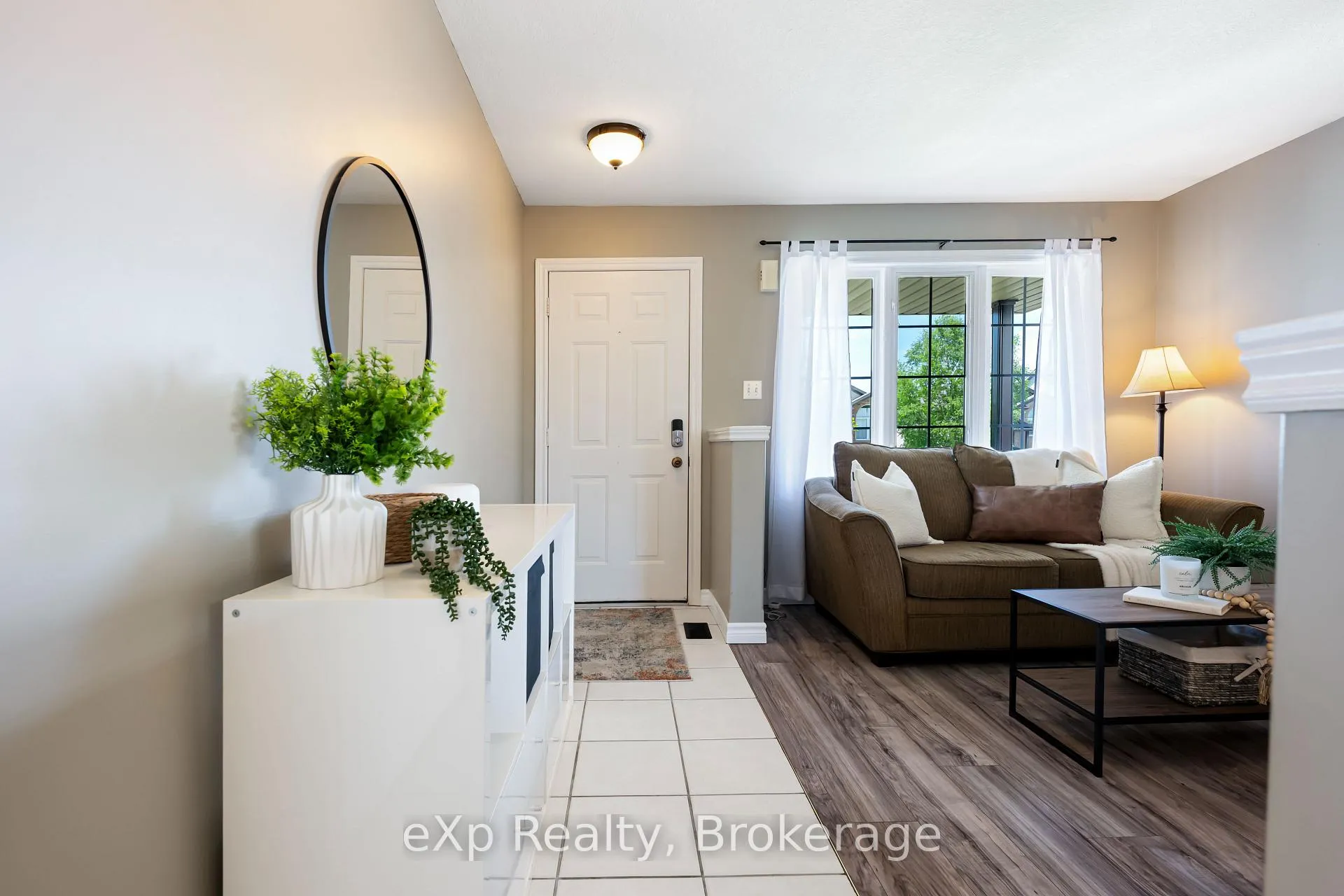 Photo 6 of 273 Millburn Boulevard, Centre Wellington, Fergus — HOMEH