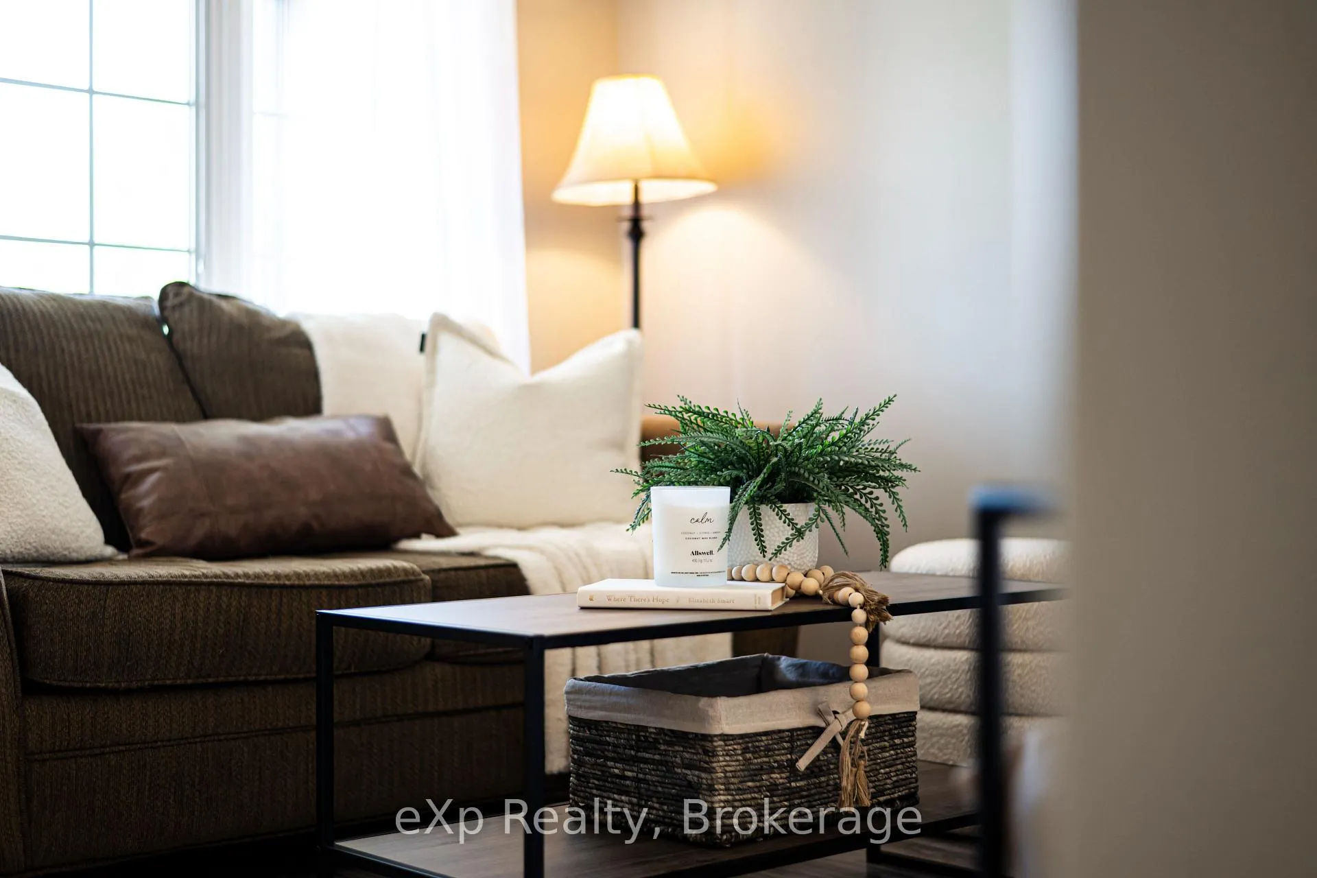 Photo 7 of 273 Millburn Boulevard, Centre Wellington, Fergus — HOMEH