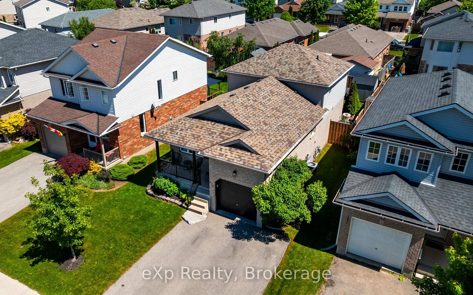 Photo 31 of 273 Millburn Boulevard, Centre Wellington, Fergus — HOMEH