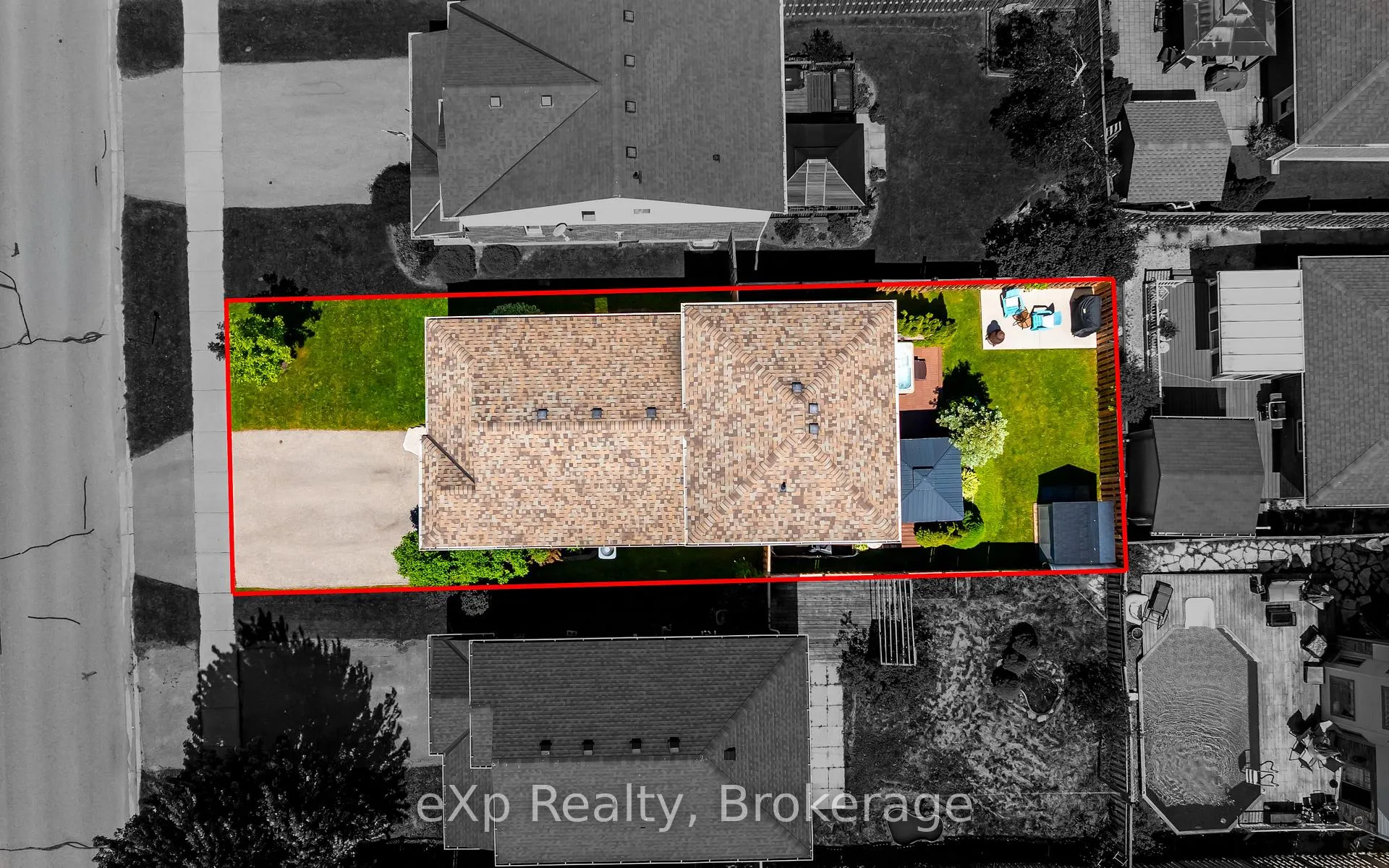Photo 32 of 273 Millburn Boulevard, Centre Wellington, Fergus — HOMEH