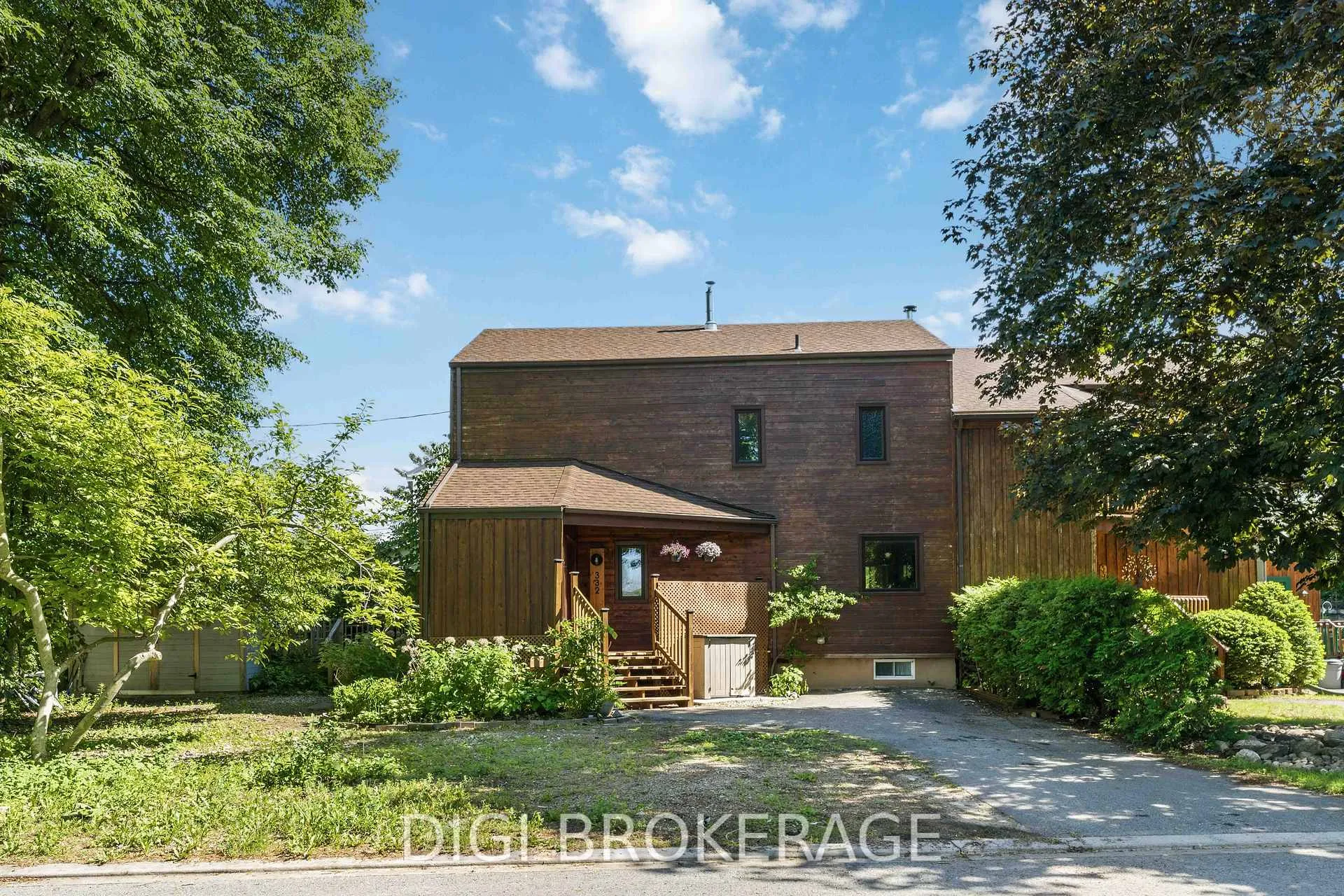 Photo 1 of 332 Iona Street, Ottawa, Westboro/Hampton Park — HOMEH