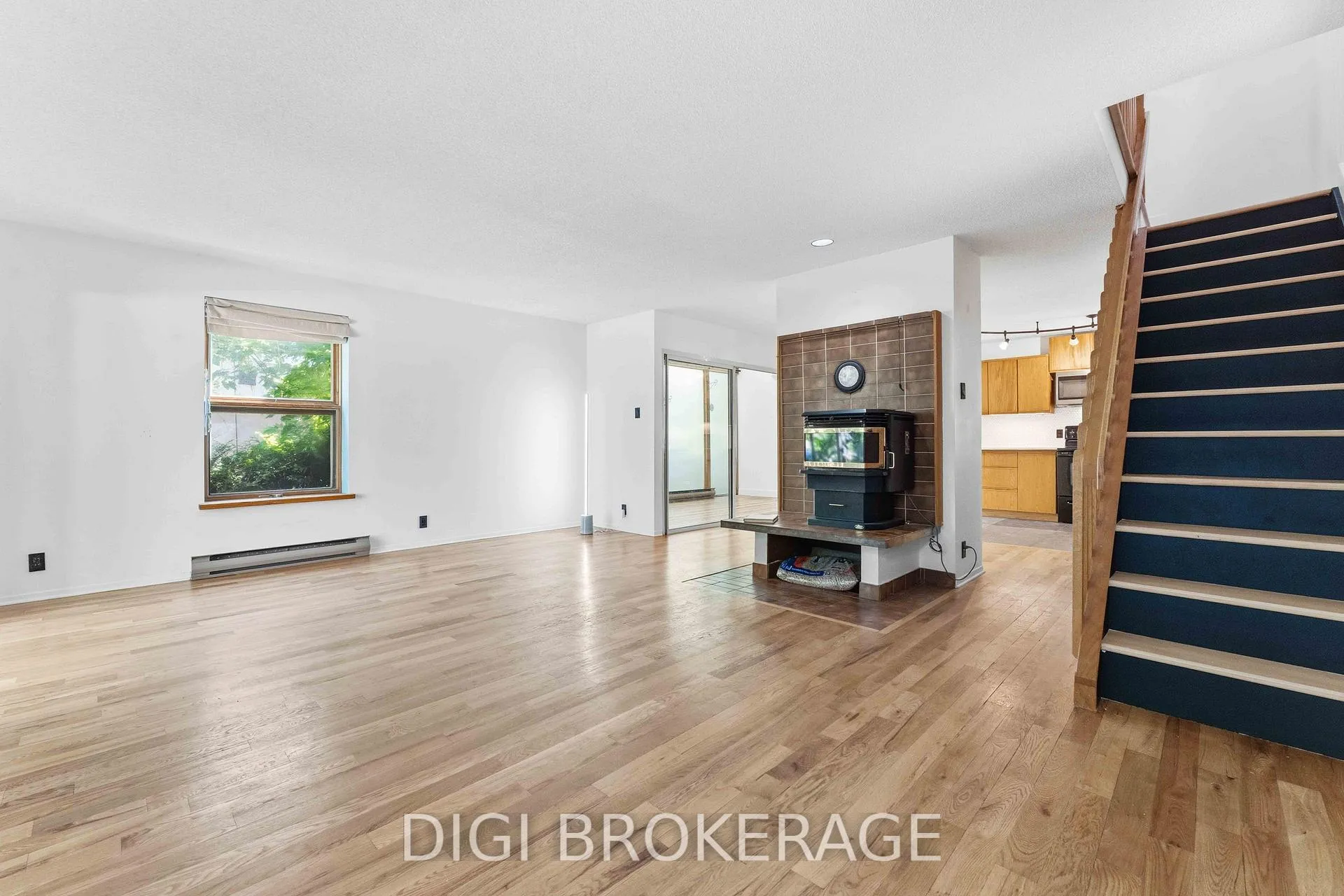 Photo 8 of 332 Iona Street, Ottawa, Westboro/Hampton Park — HOMEH