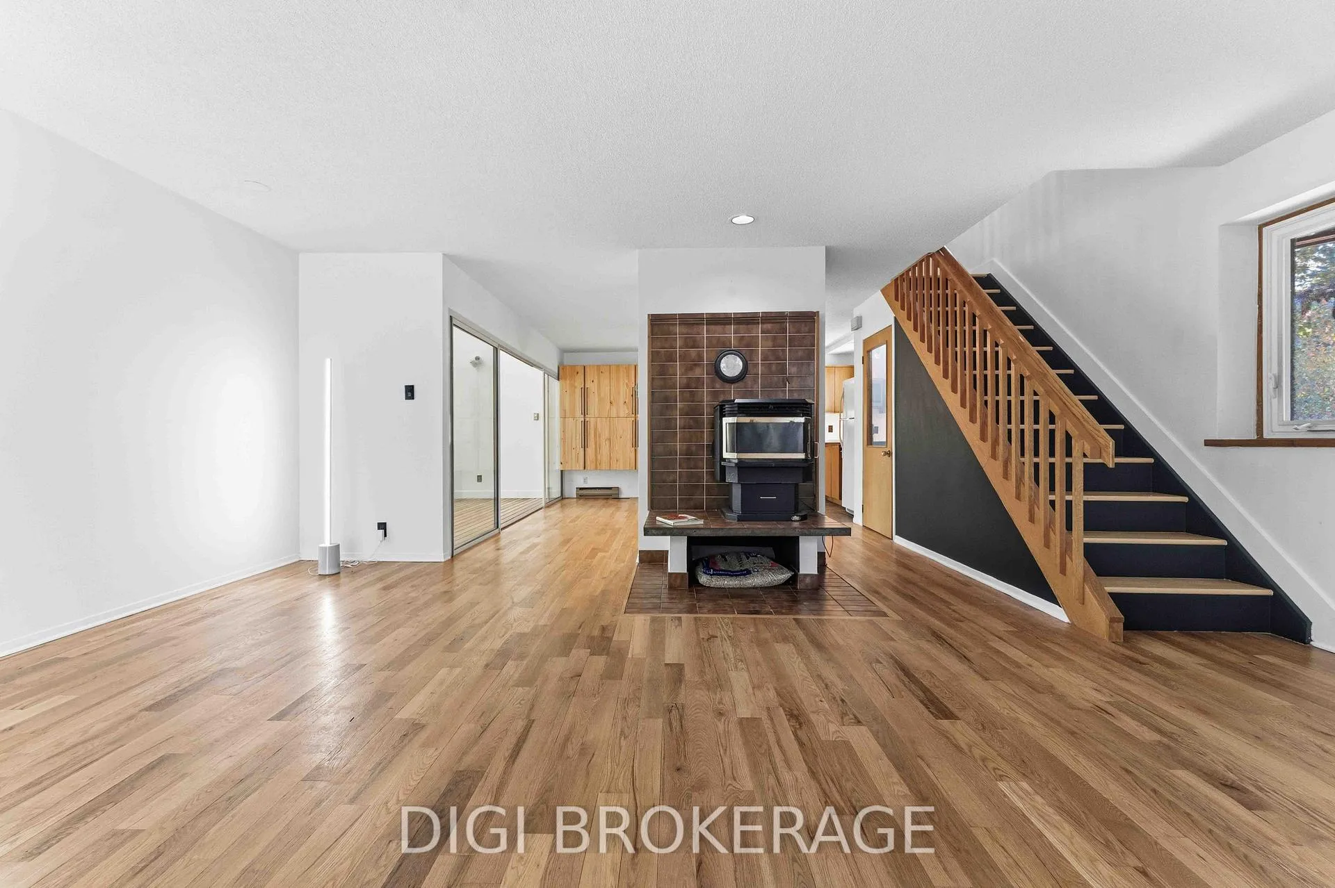 Photo 10 of 332 Iona Street, Ottawa, Westboro/Hampton Park — HOMEH