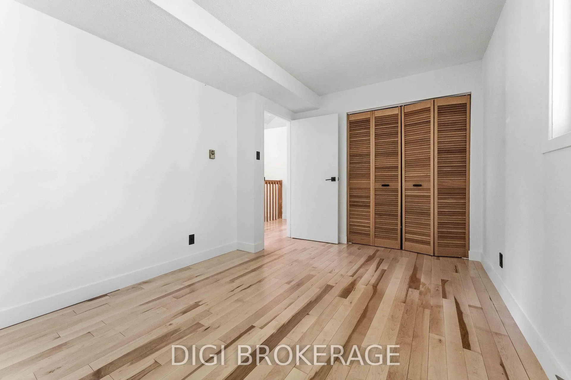 Photo 36 of 332 Iona Street, Ottawa, Westboro/Hampton Park — HOMEH