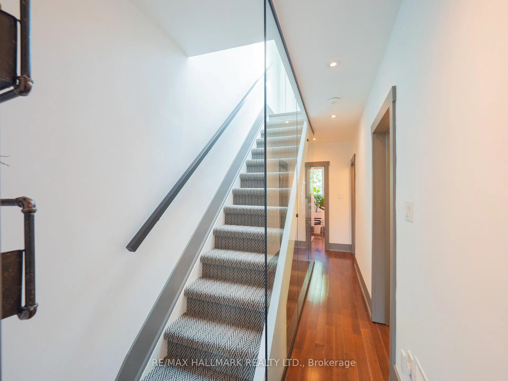 Photo 31 of 164 Langley Avenue, Toronto, North Riverdale — HOMEH