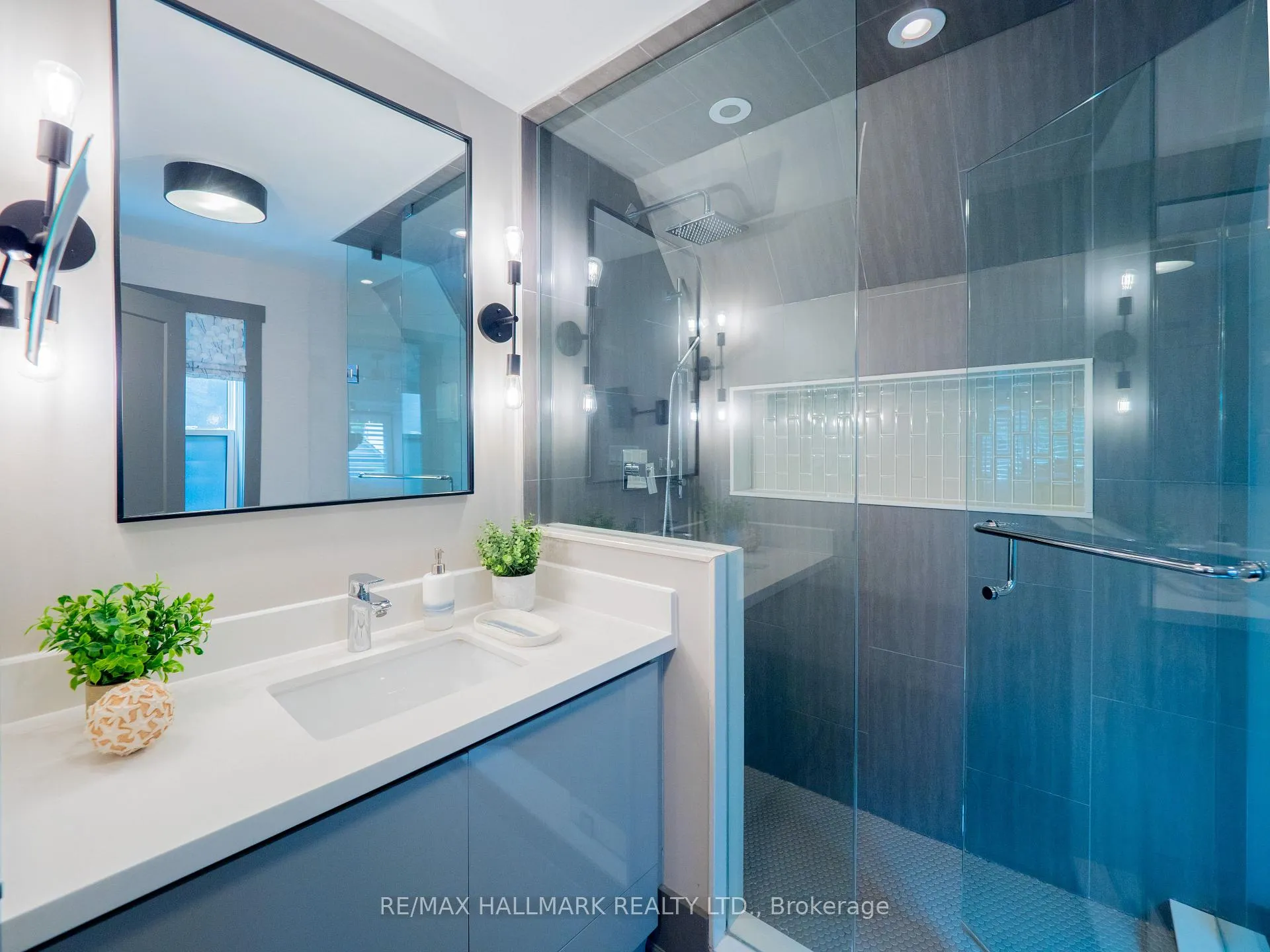 Photo 36 of 164 Langley Avenue, Toronto, North Riverdale — HOMEH
