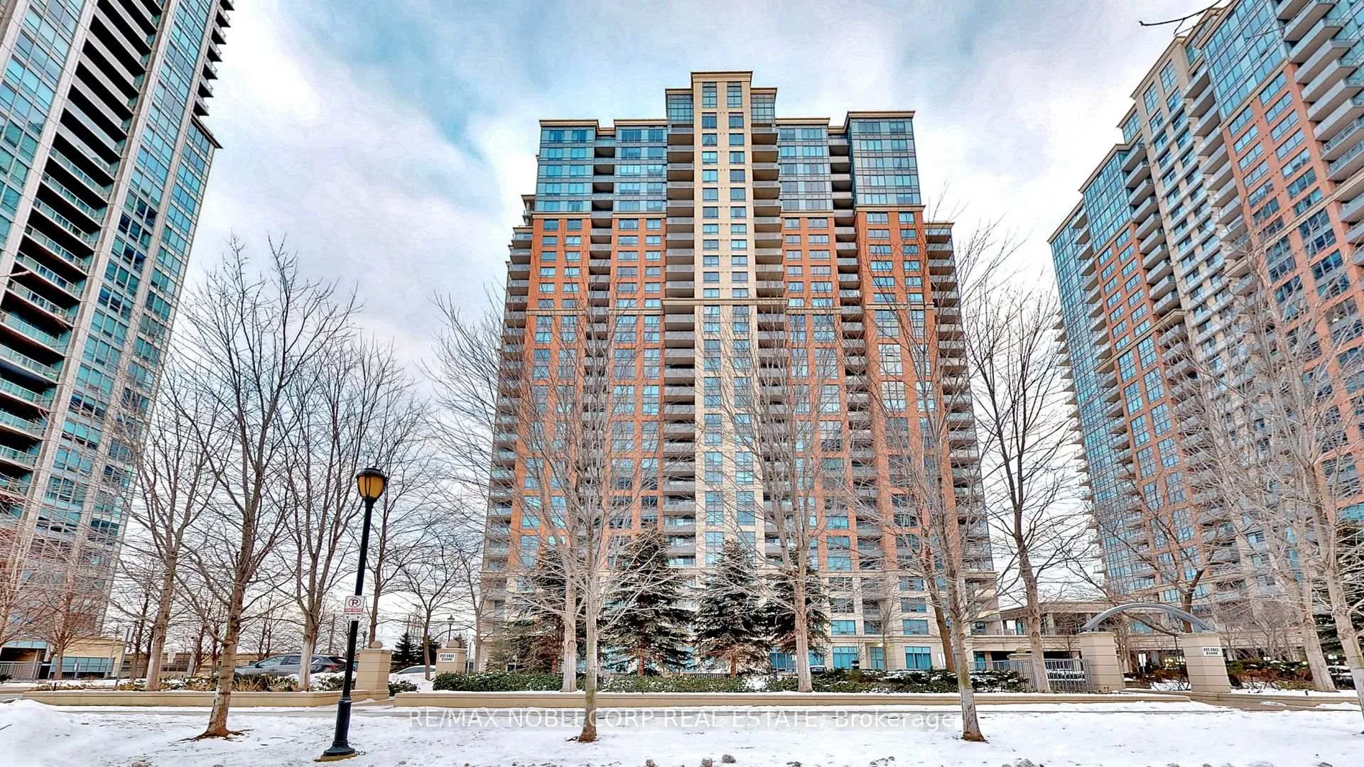 Photo 2 of Unit 953, 25 Viking Lane, Etobicoke, Islington-City Centre West — HOMEH