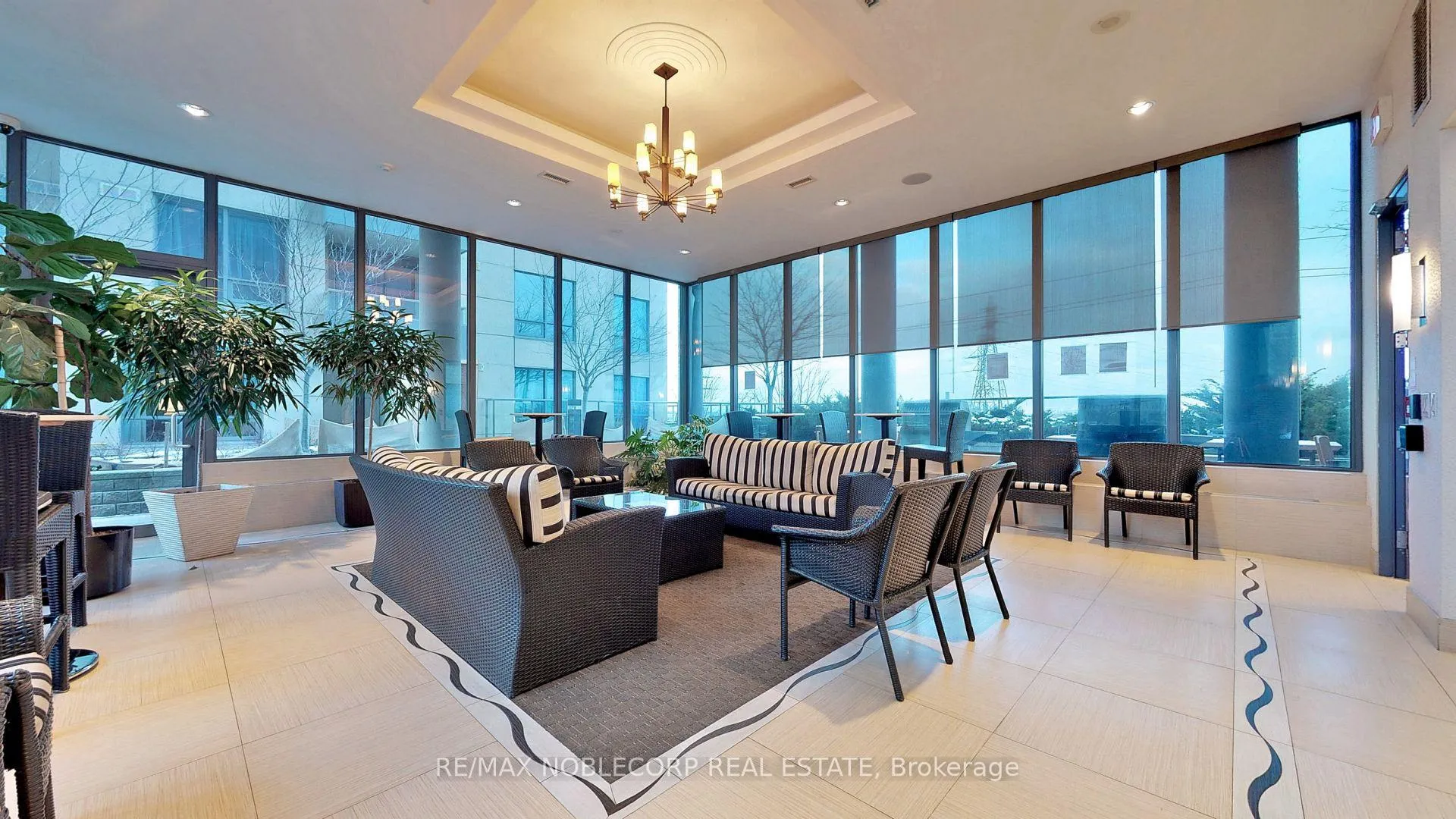 Photo 6 of Unit 953, 25 Viking Lane, Etobicoke, Islington-City Centre West — HOMEH