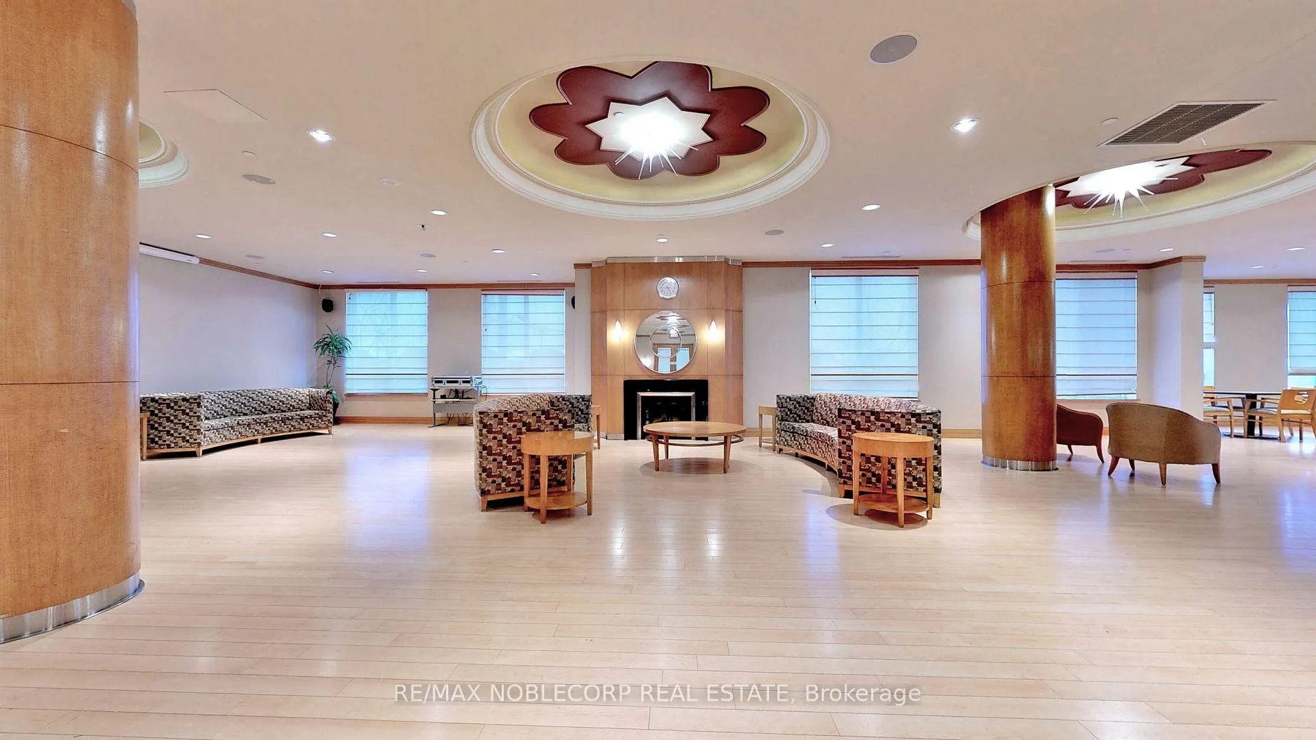 Photo 7 of Unit 953, 25 Viking Lane, Etobicoke, Islington-City Centre West — HOMEH