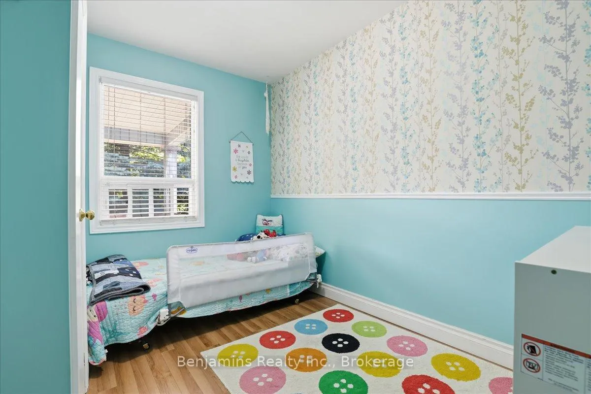 Photo 10 of 103 Chalmers Street N, Cambridge, Alison — HOMEH