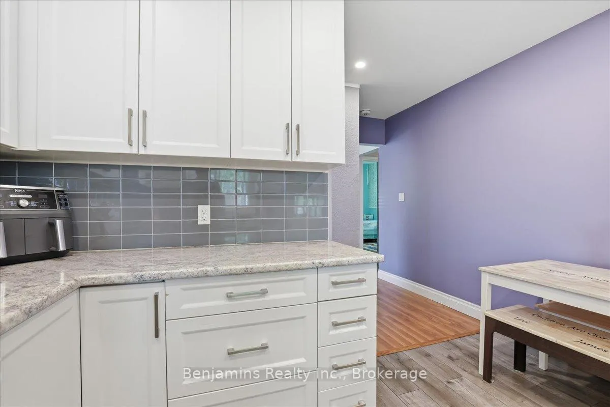 Photo 18 of 103 Chalmers Street N, Cambridge, Alison — HOMEH