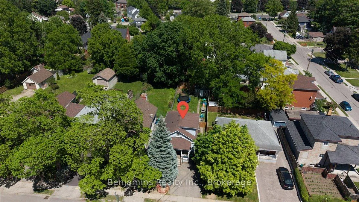 Photo 34 of 103 Chalmers Street N, Cambridge, Alison — HOMEH