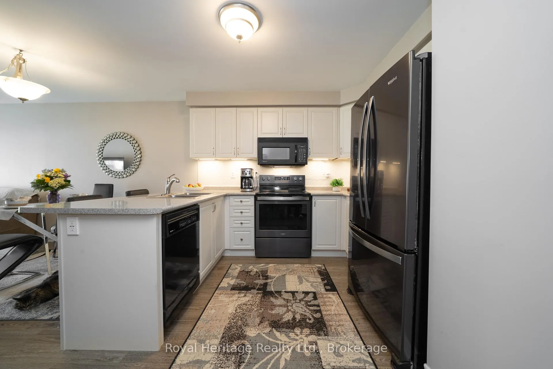 Photo 5 of 862 Emery Way, Peterborough, Monaghan Ward 2 — HOMEH