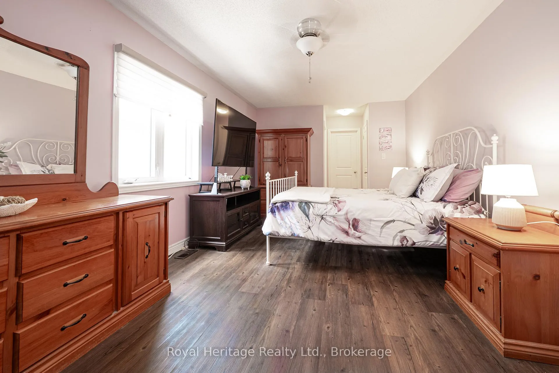 Photo 10 of 862 Emery Way, Peterborough, Monaghan Ward 2 — HOMEH