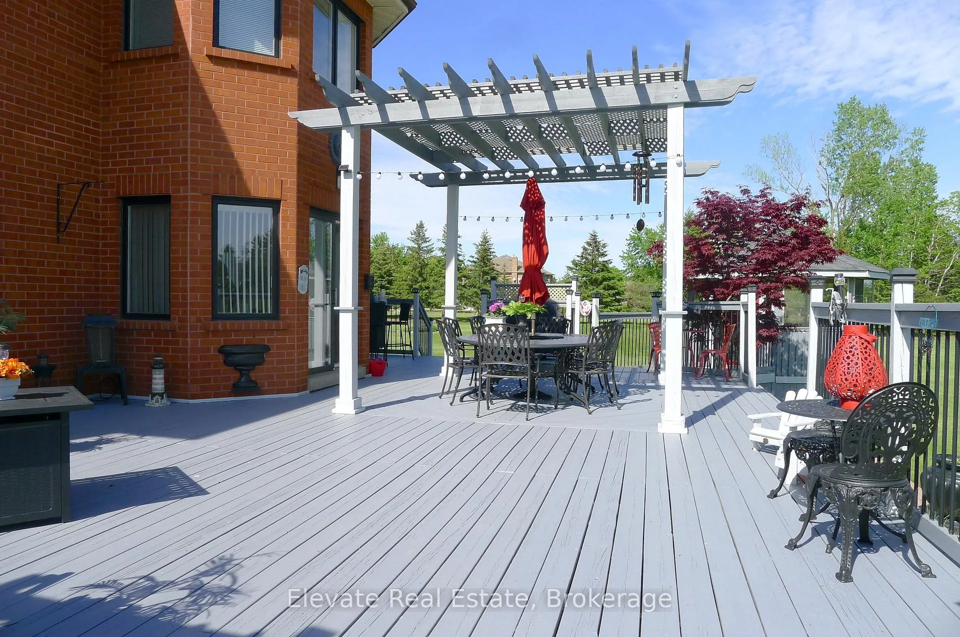 Photo 18 of 16 Fenton Way, Brampton, Toronto Gore Rural Estate — HOMEH