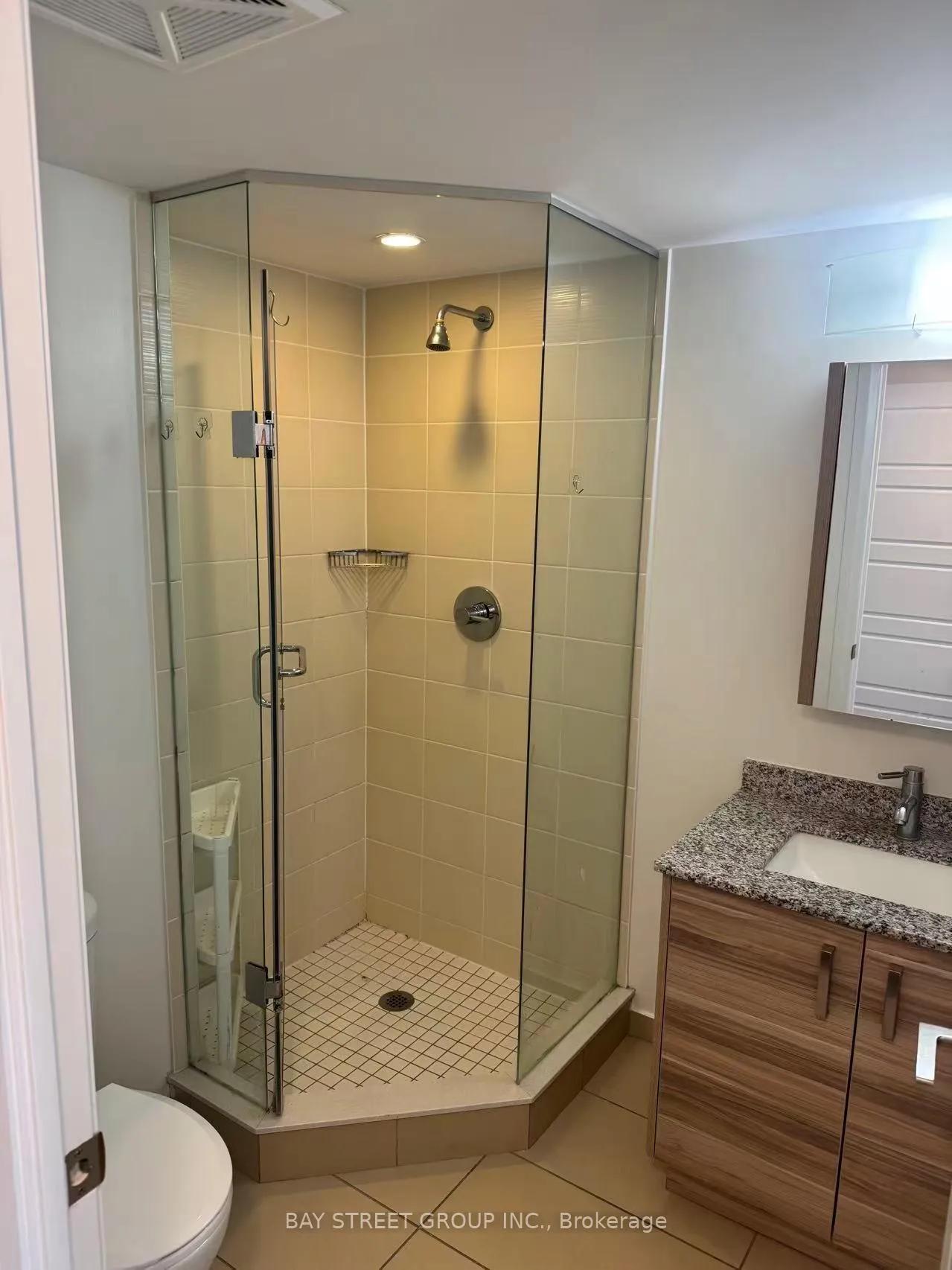 Photo 7 of Unit 1707, 1 Uptown Drive, Markham, Unionville — HOMEH